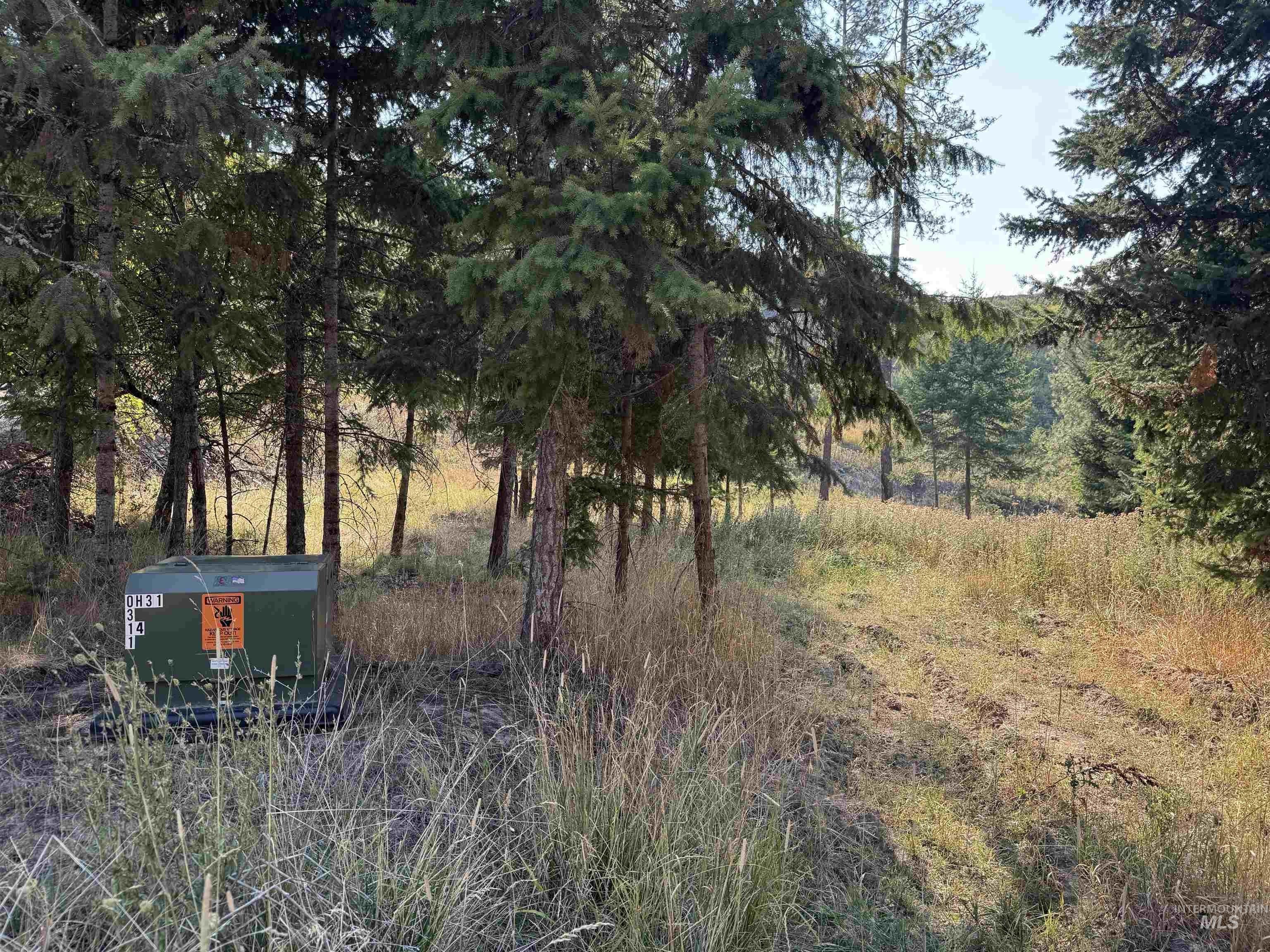 main property photo 22