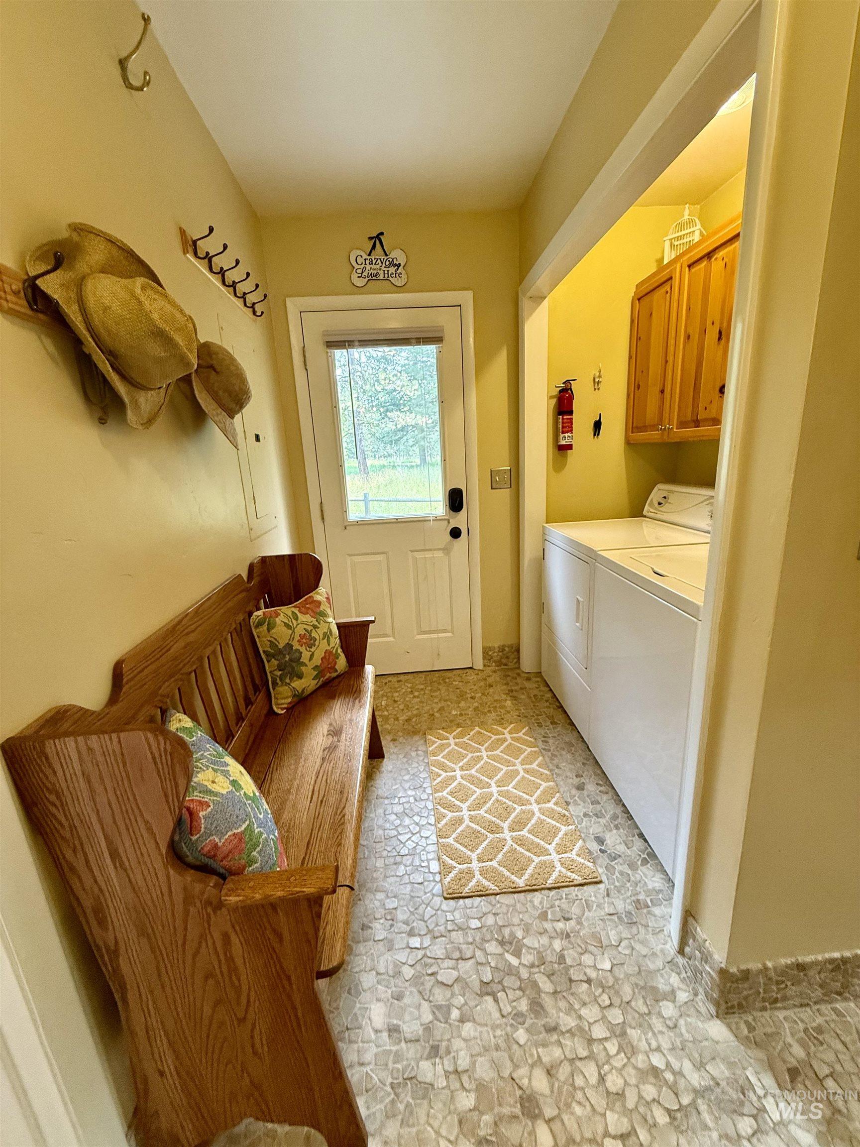 property viewer photo 15