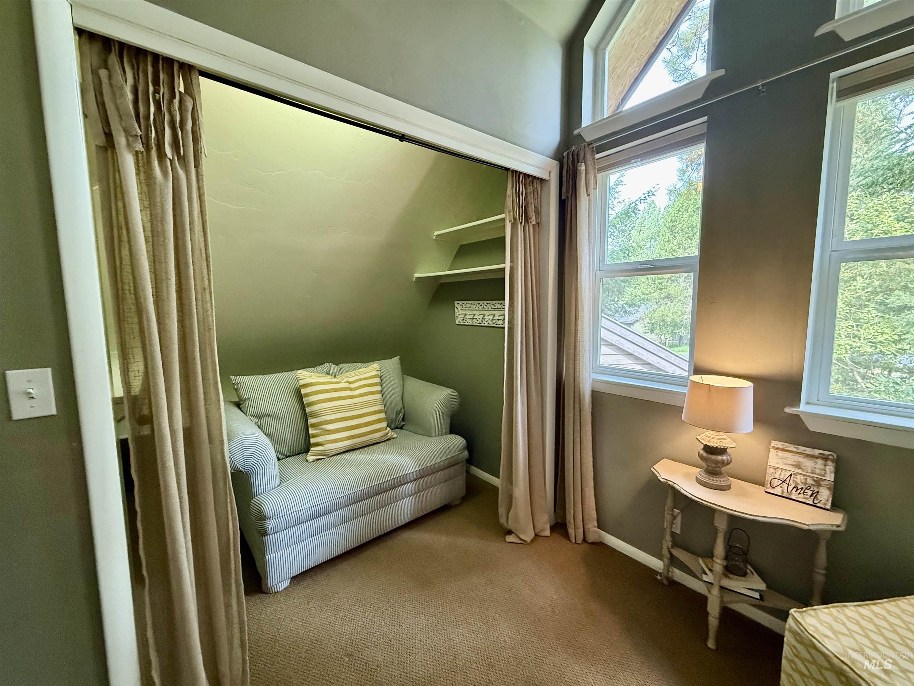 property viewer photo 21