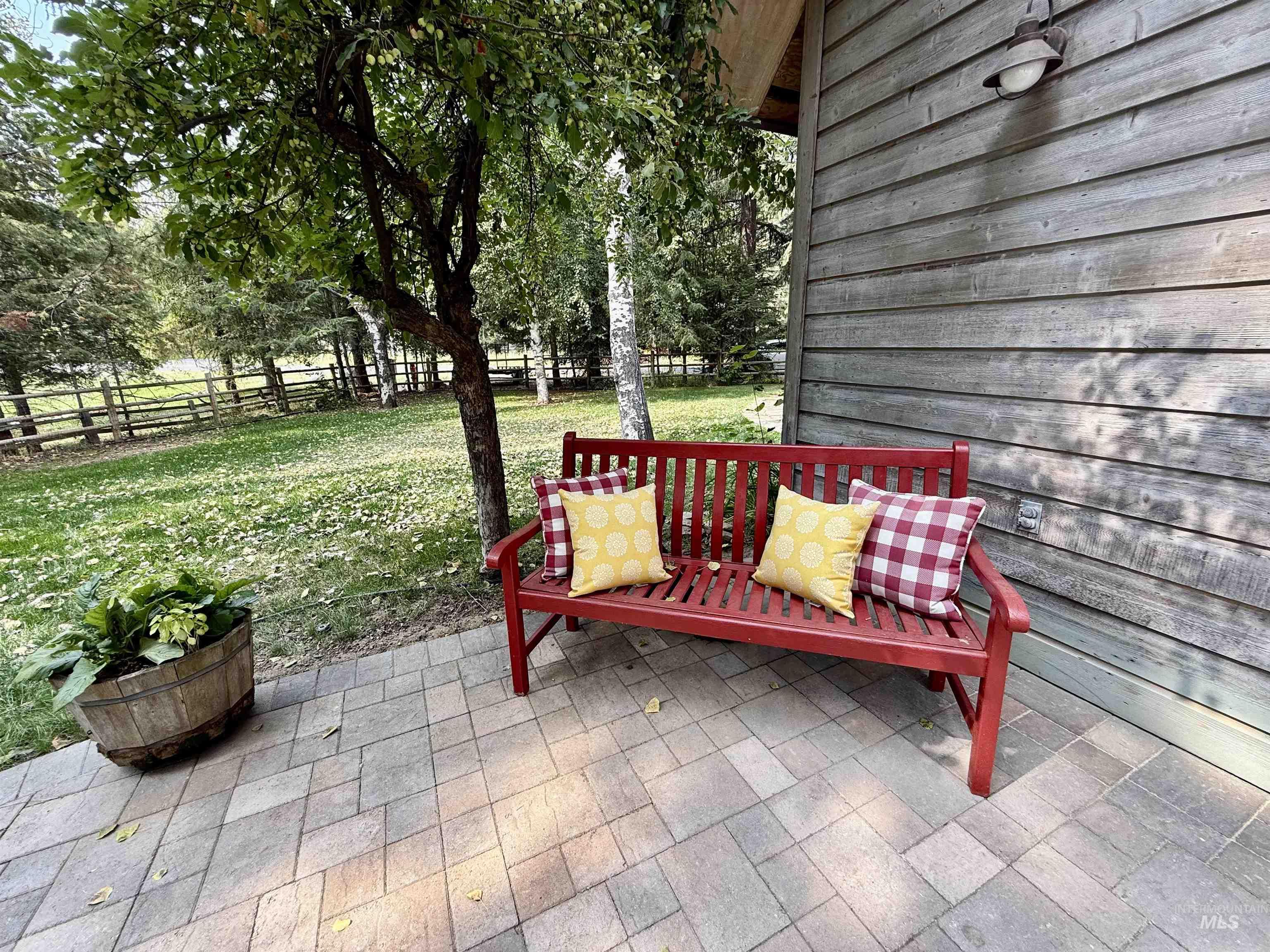 property viewer photo 28