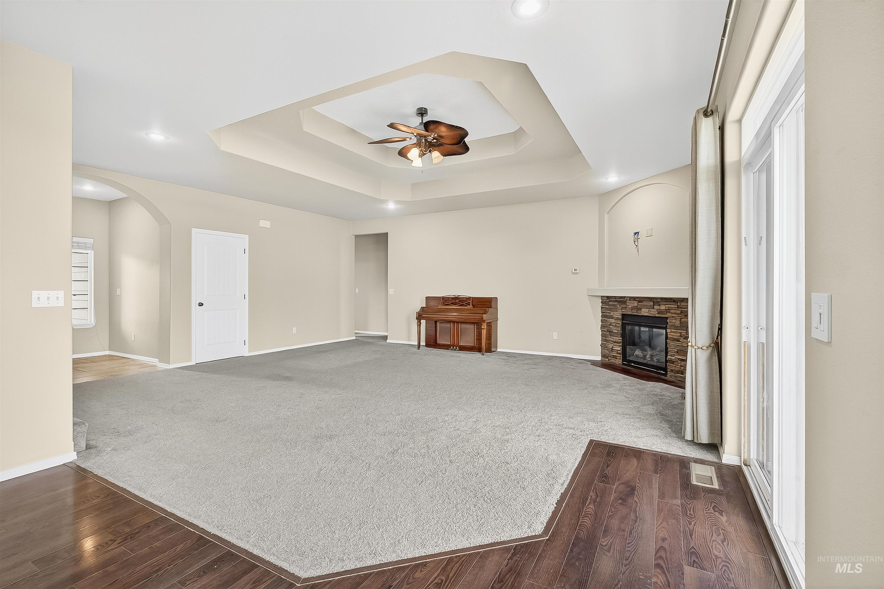 property viewer photo 13