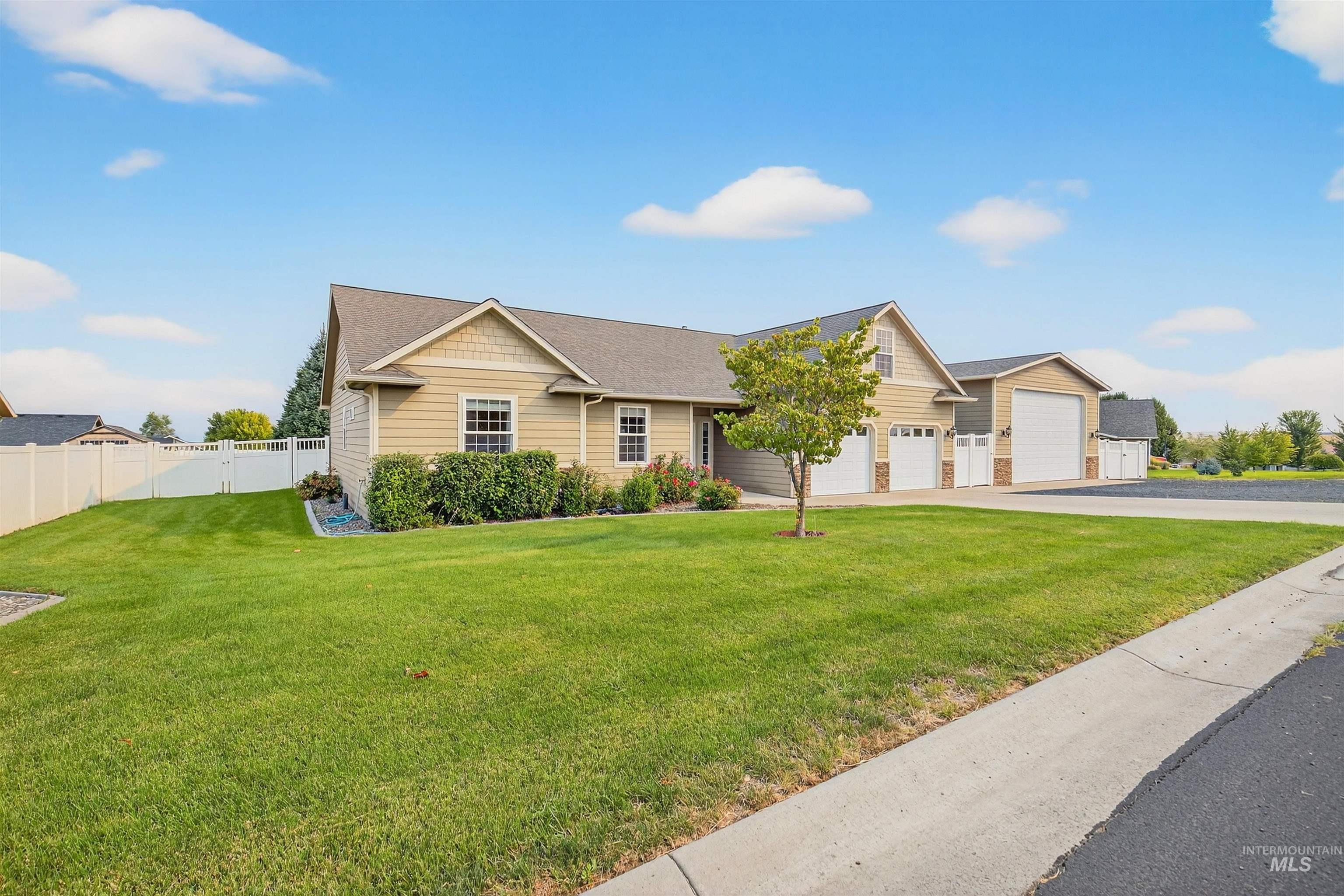 property viewer photo 2