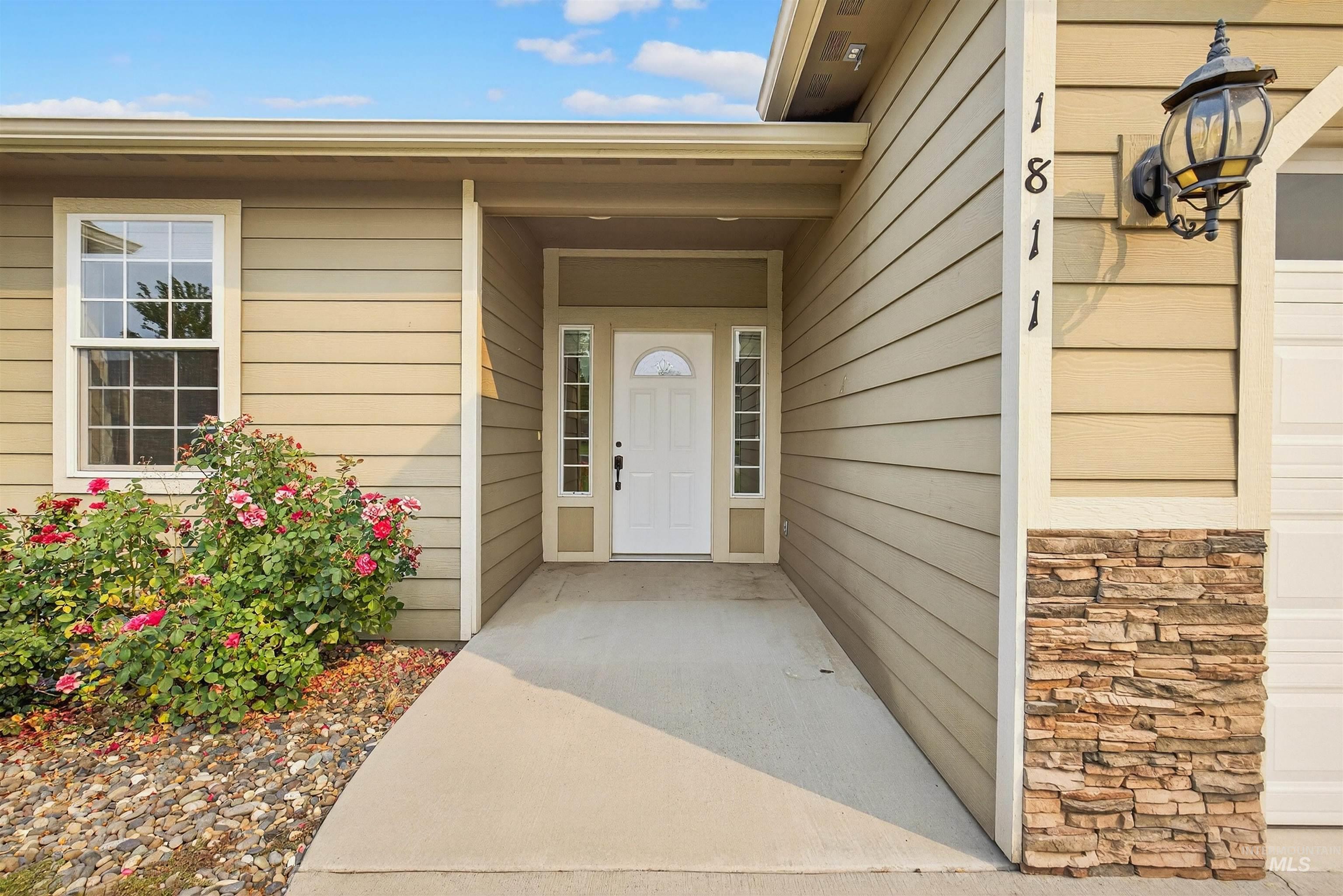 property viewer photo 3