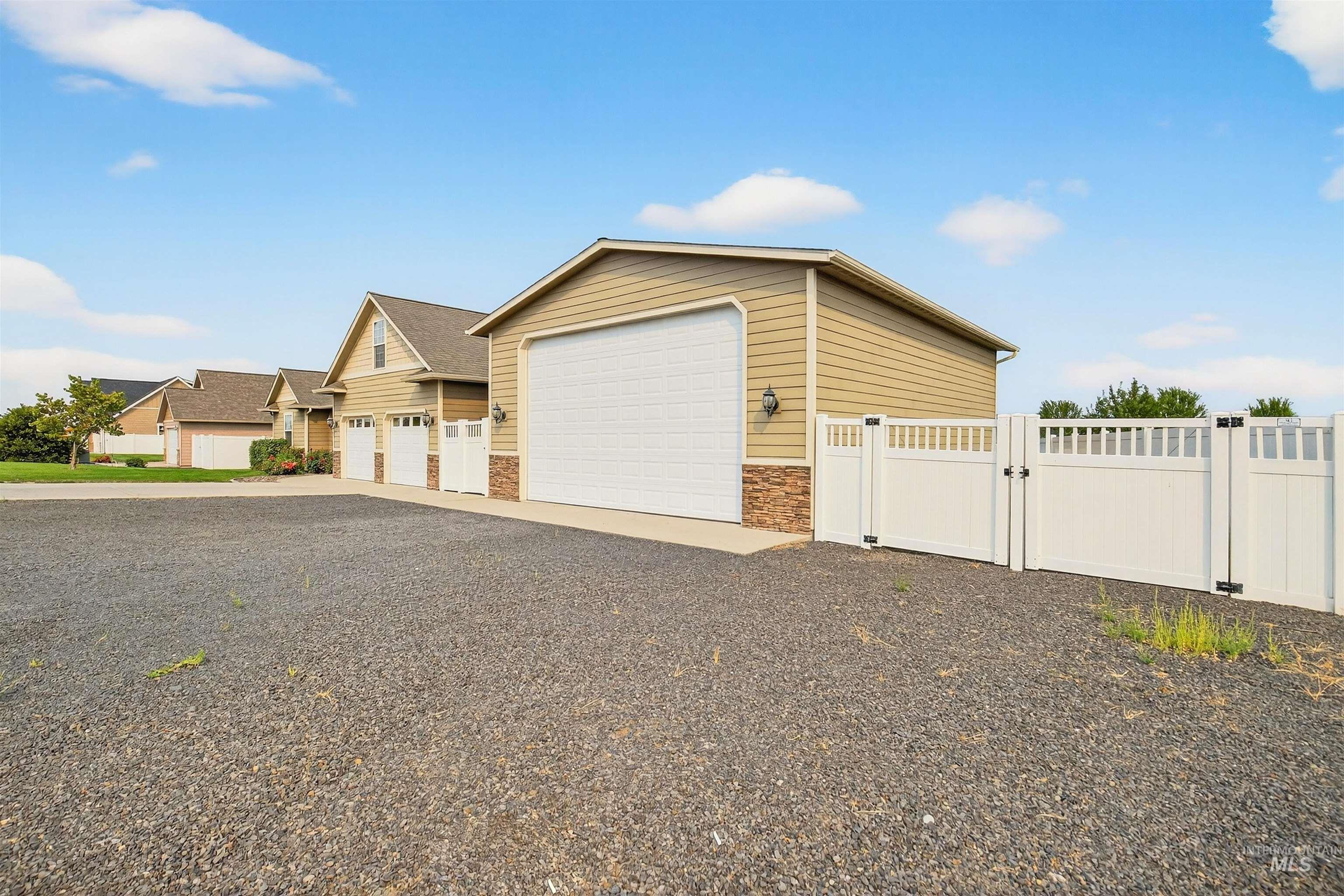 property viewer photo 32