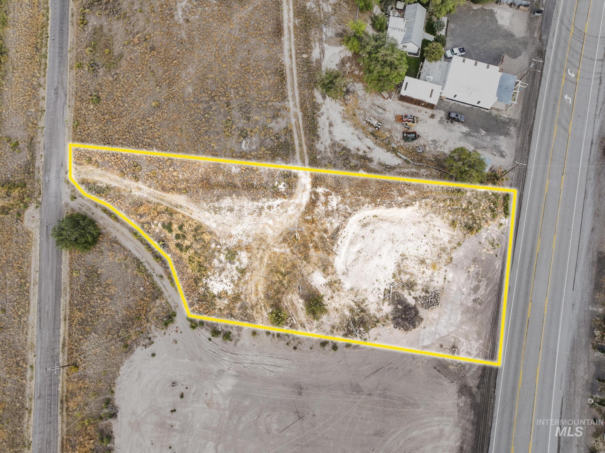 main property photo 6