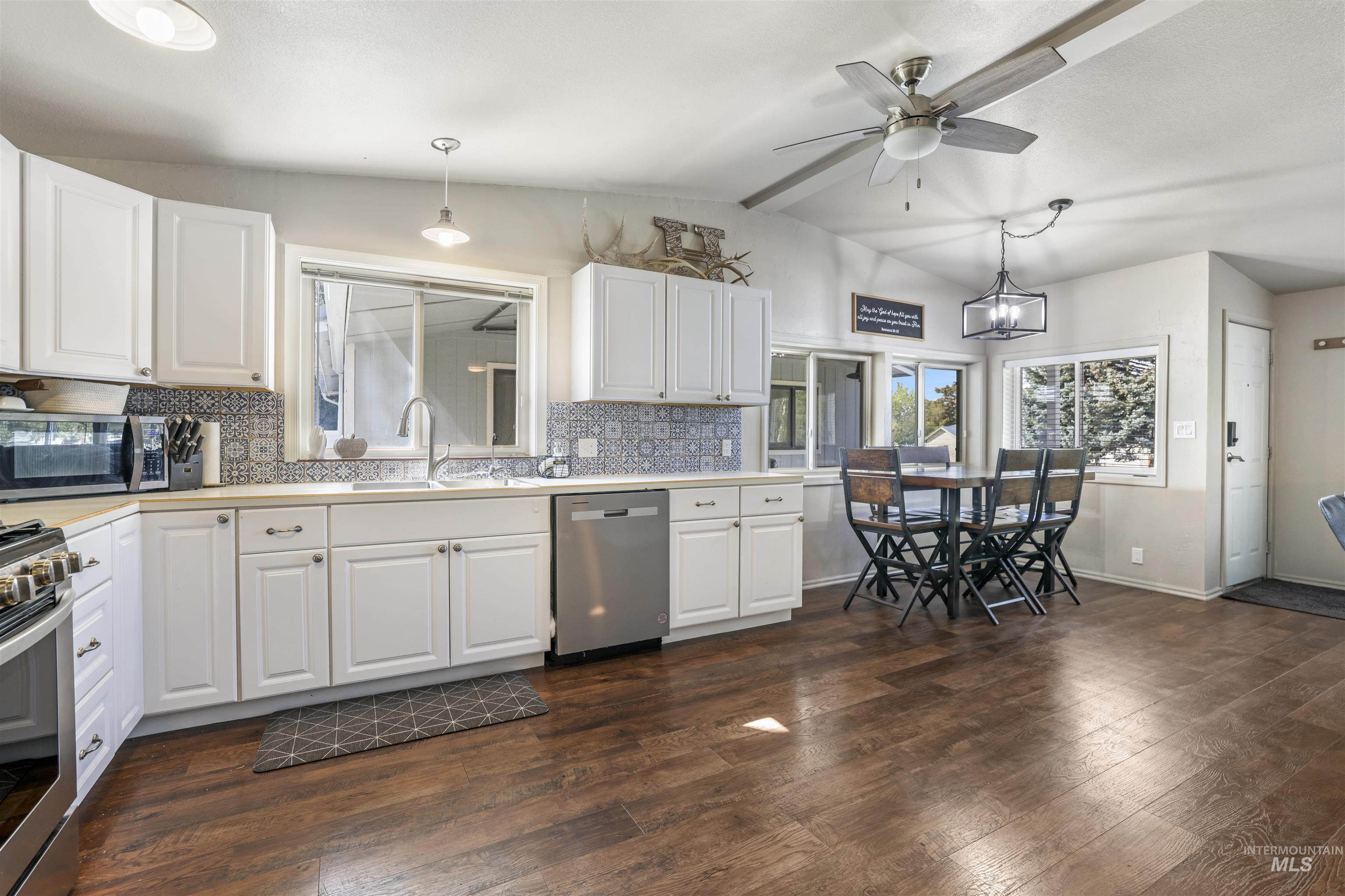 property viewer photo 13