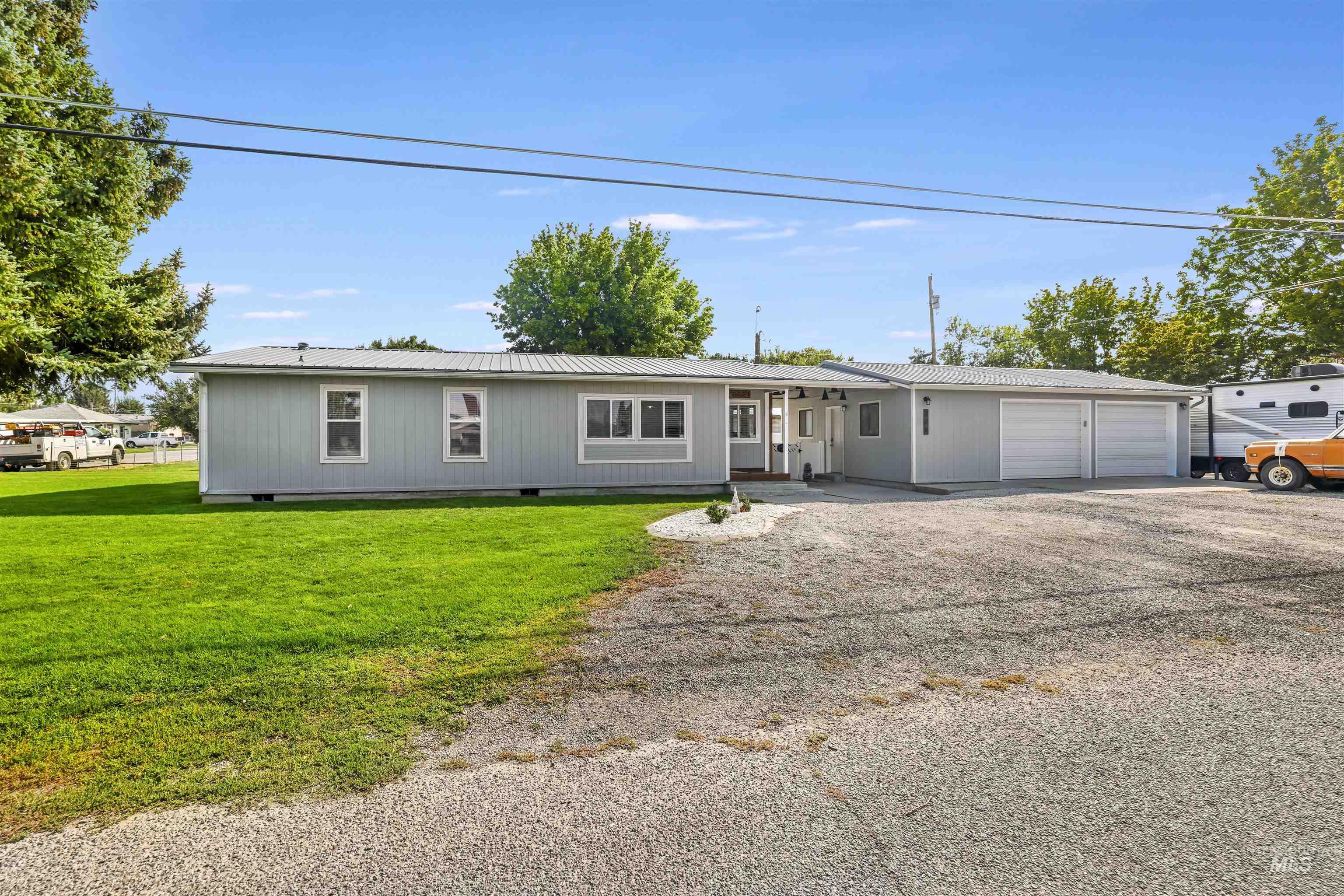 property viewer photo 2