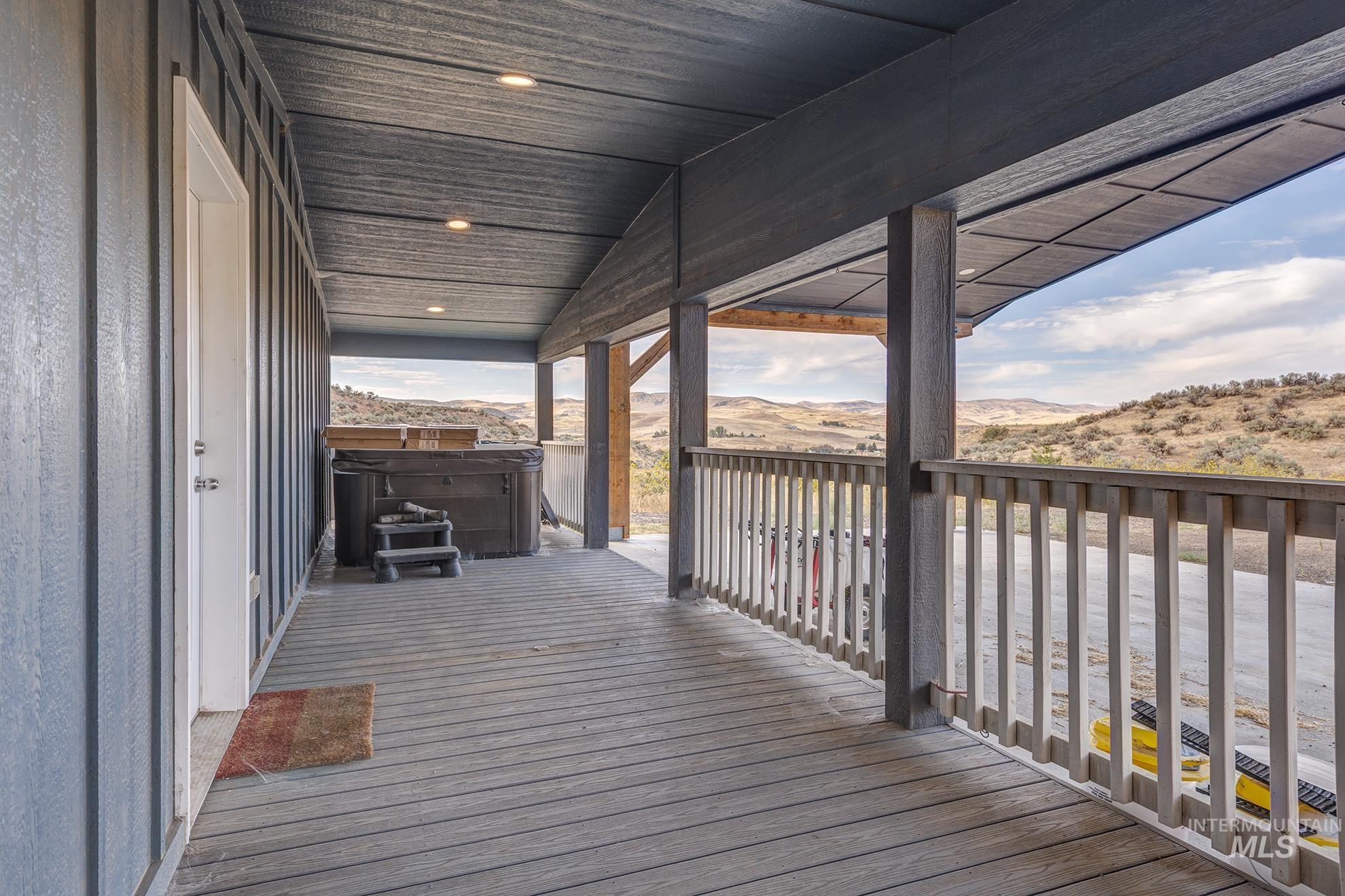 main property photo 31