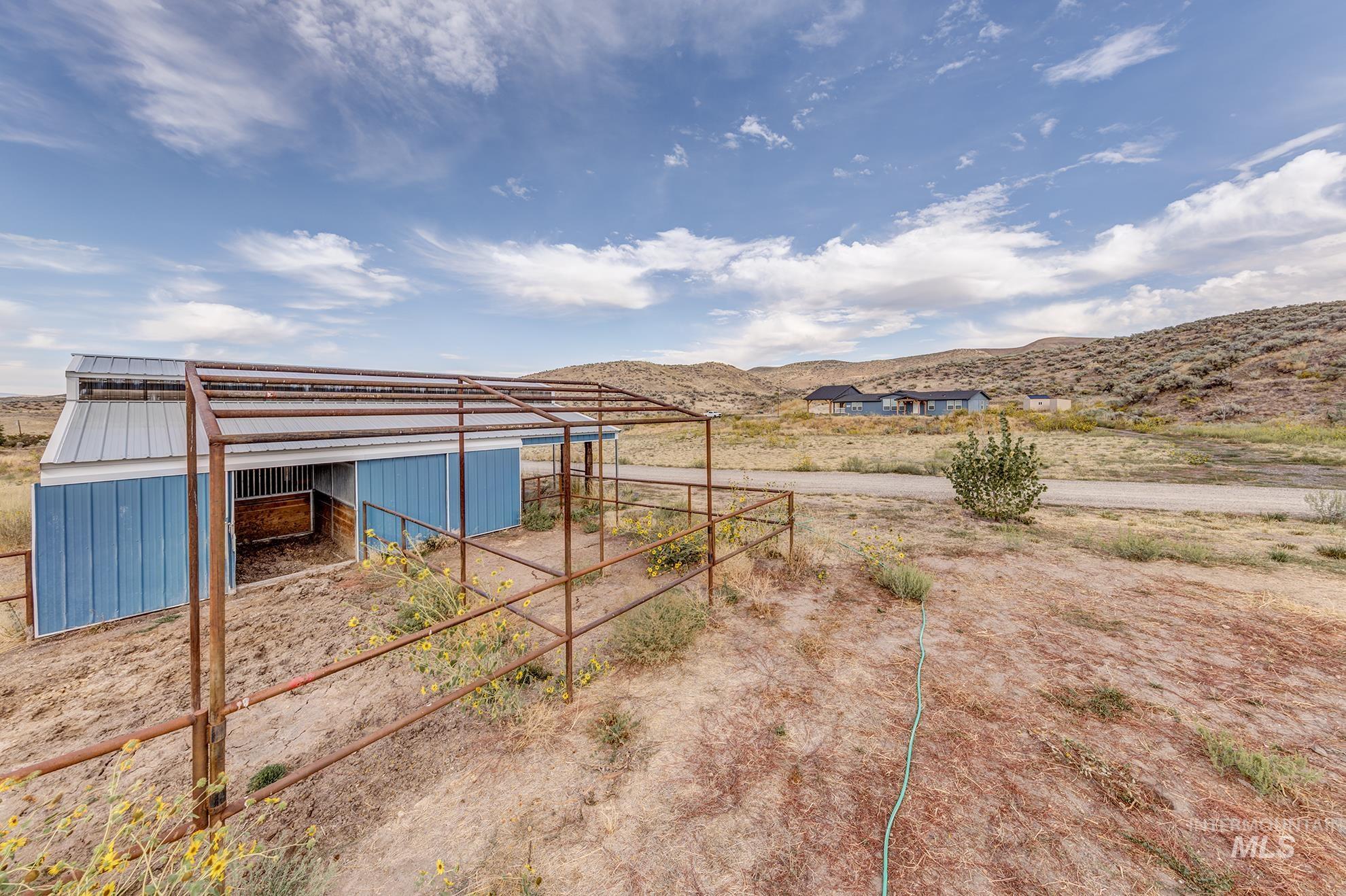 main property photo 39