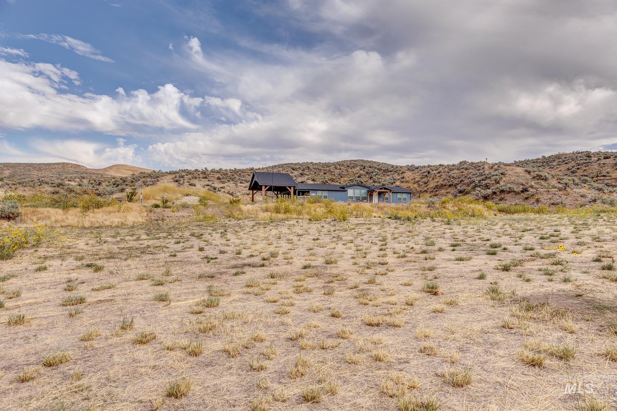 main property photo 4