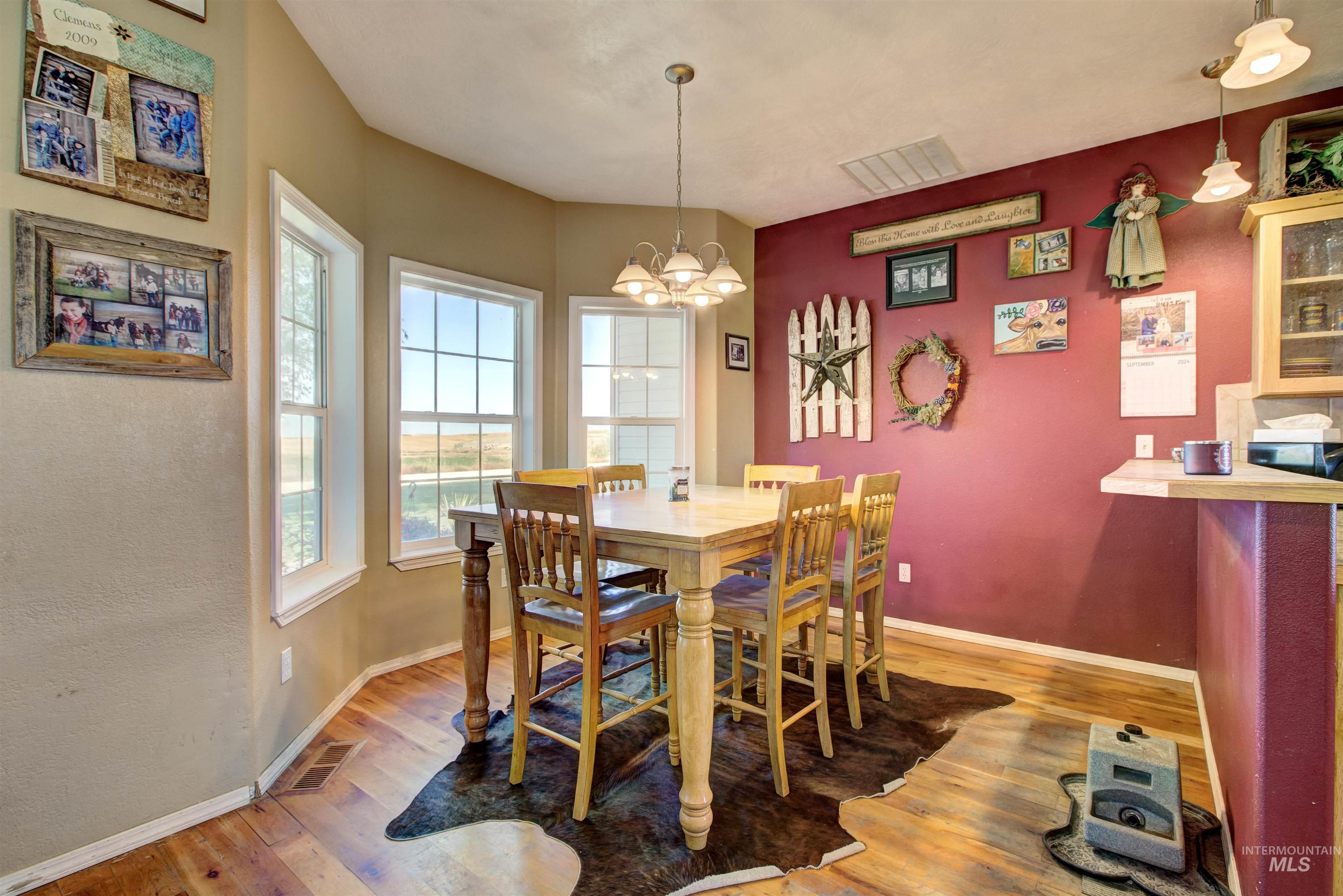 property viewer photo 12