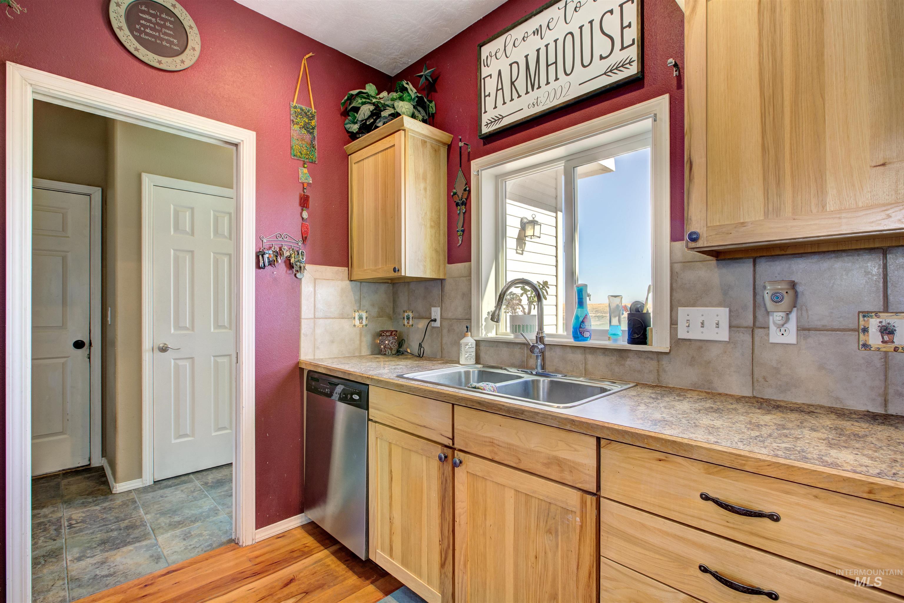property viewer photo 15