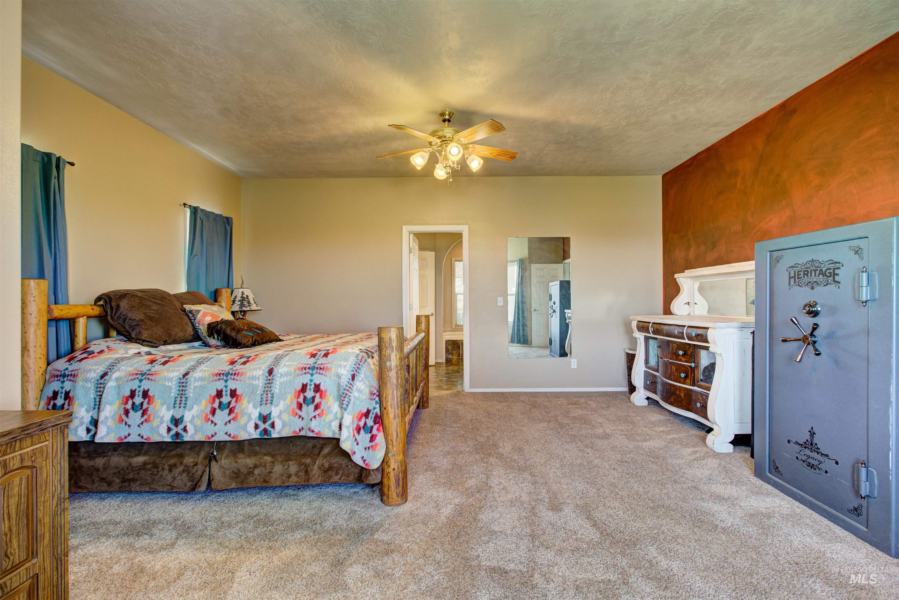 property viewer photo 19