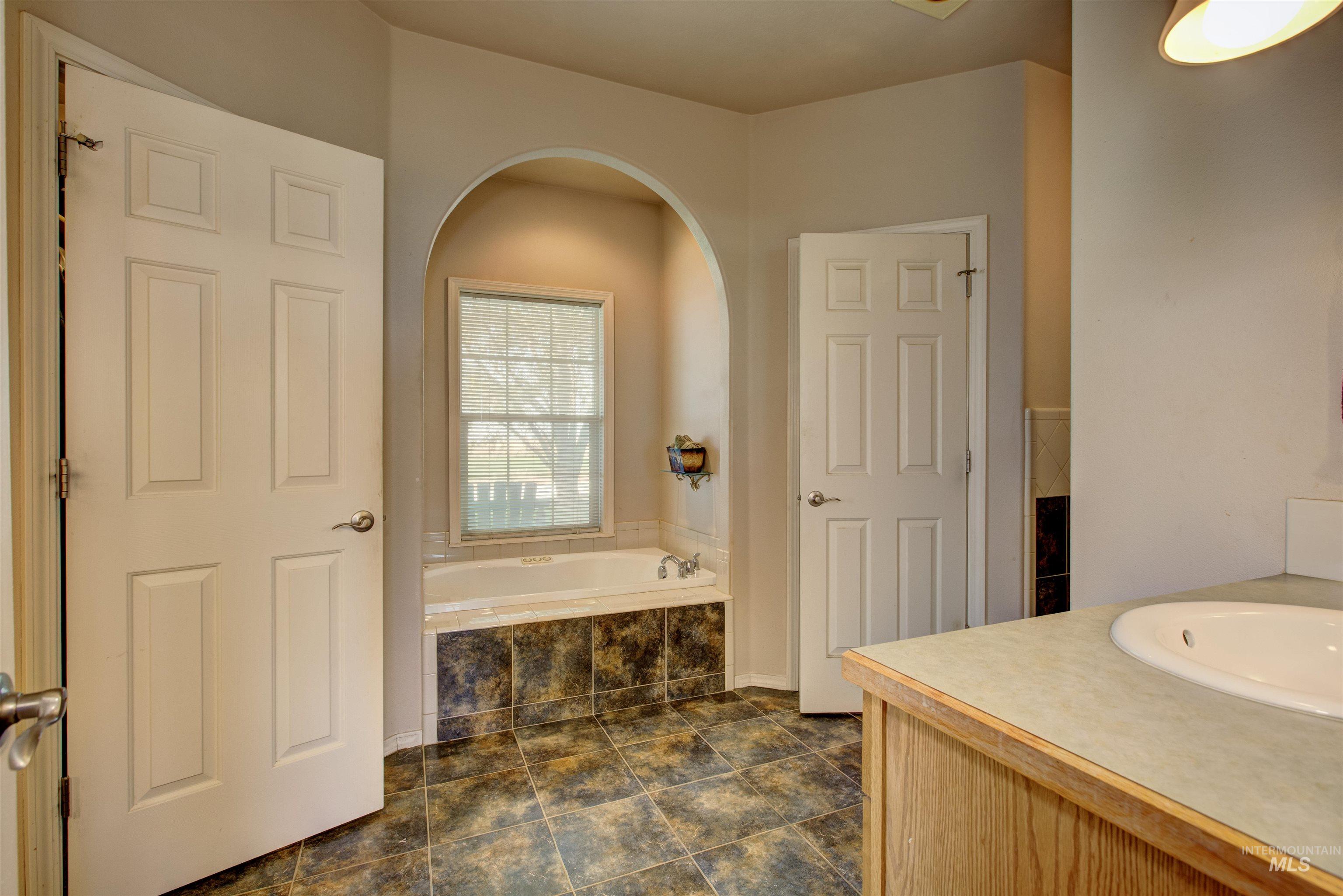 property viewer photo 21