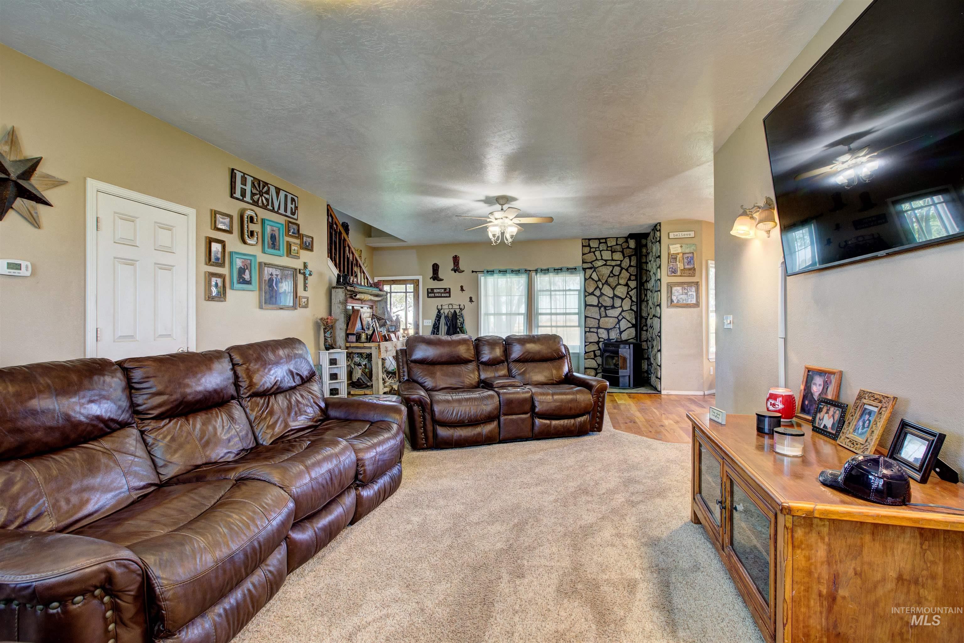 property viewer photo 8