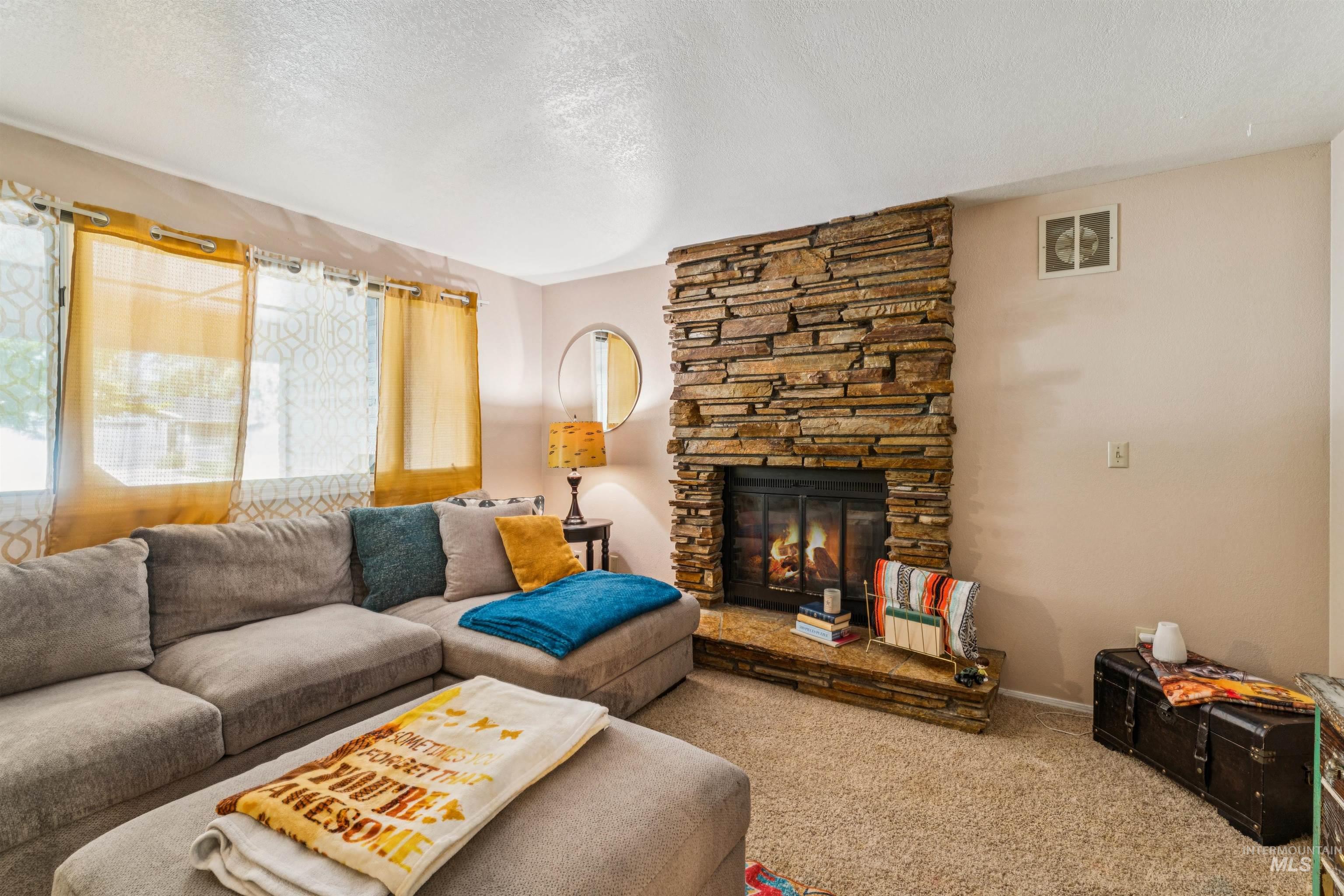 property viewer photo 13