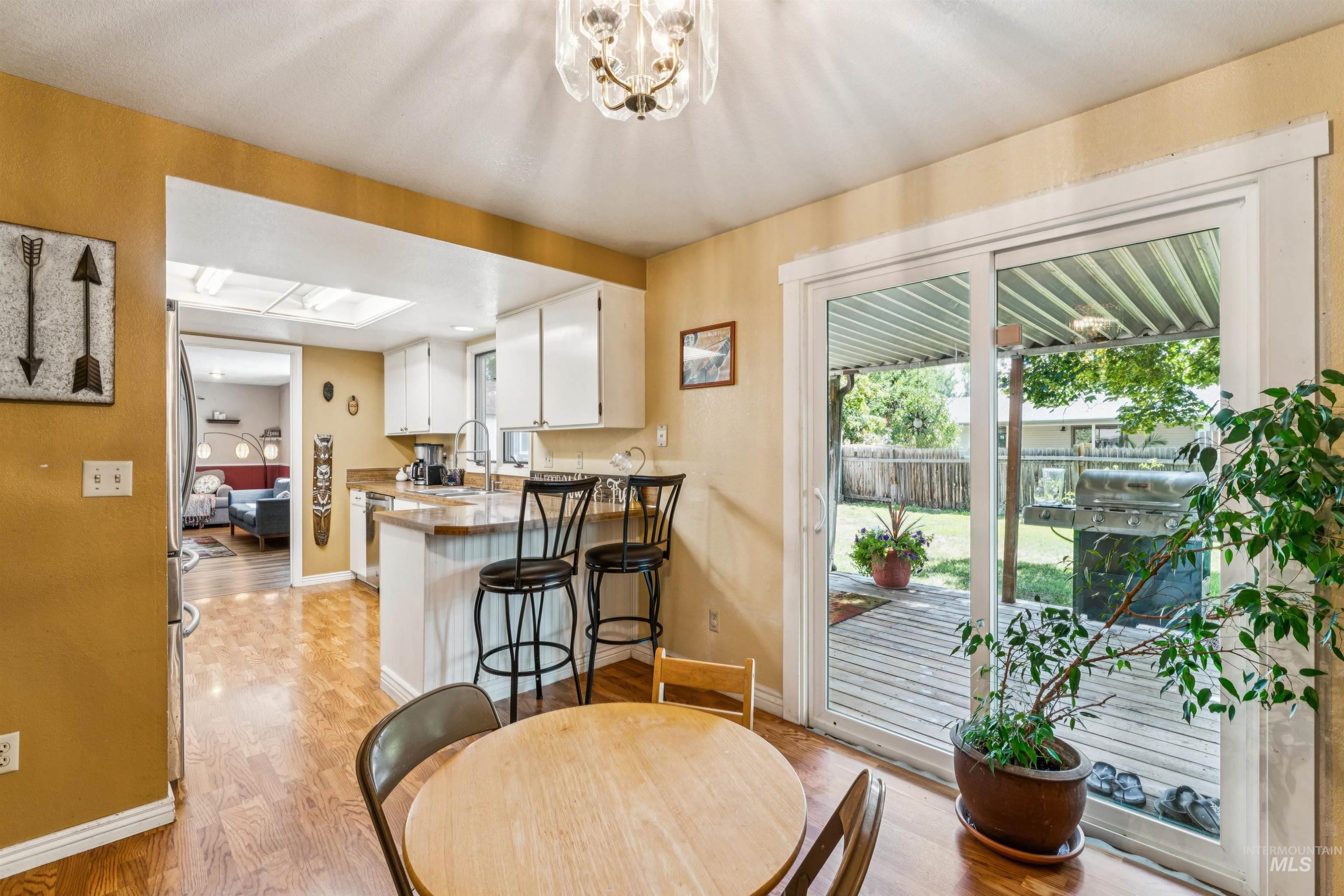 property viewer photo 18