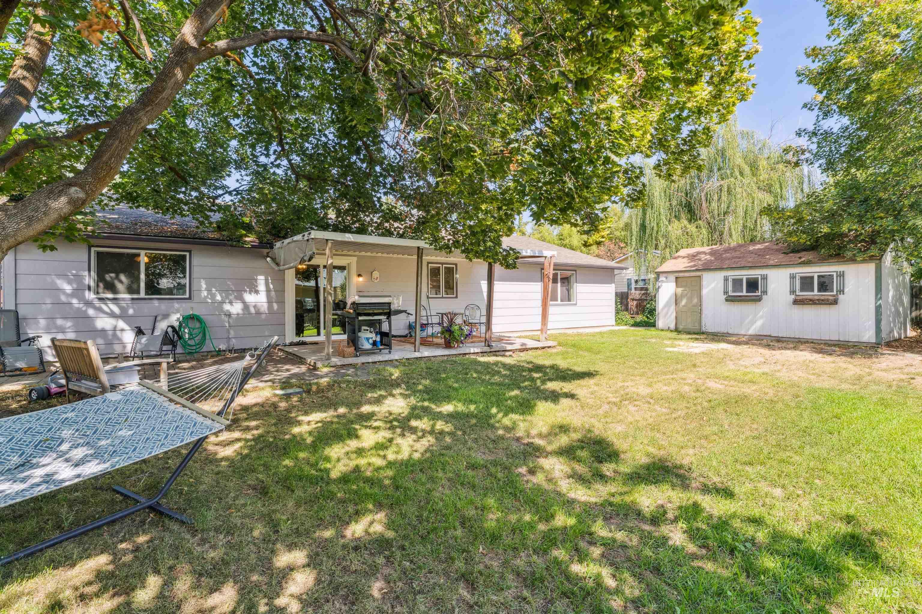 property viewer photo 40