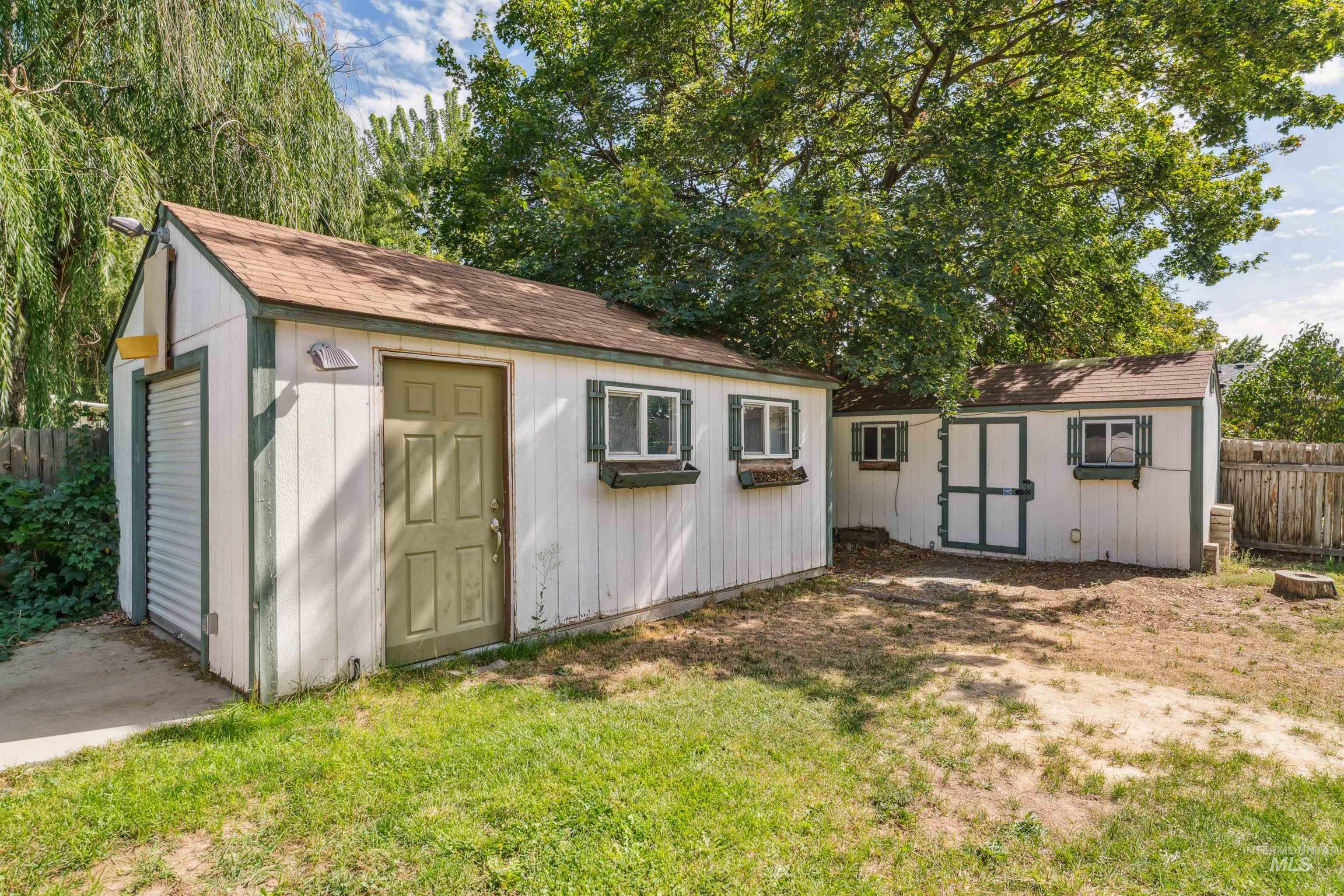 property viewer photo 44