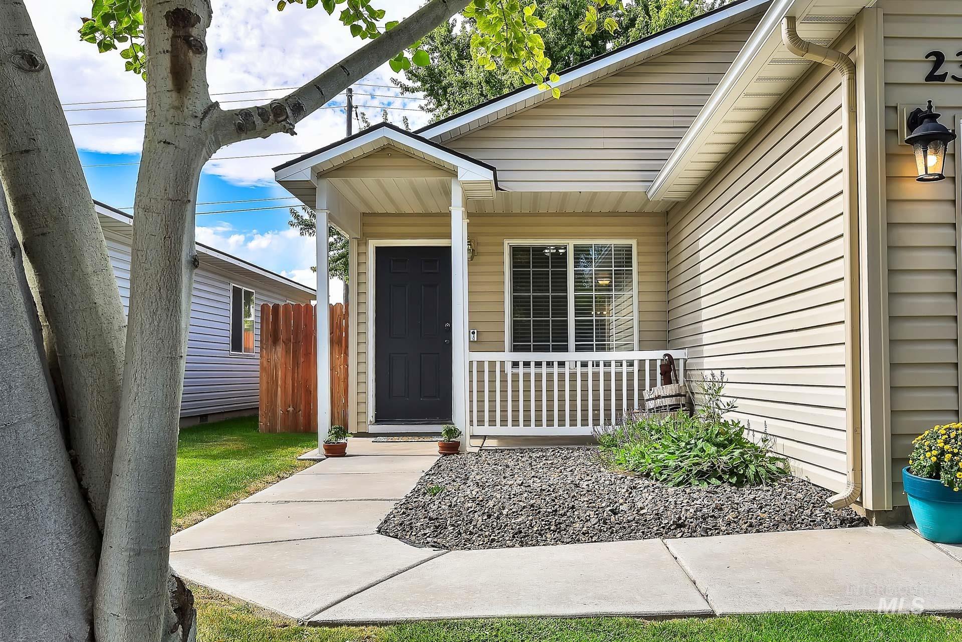 property viewer photo 1