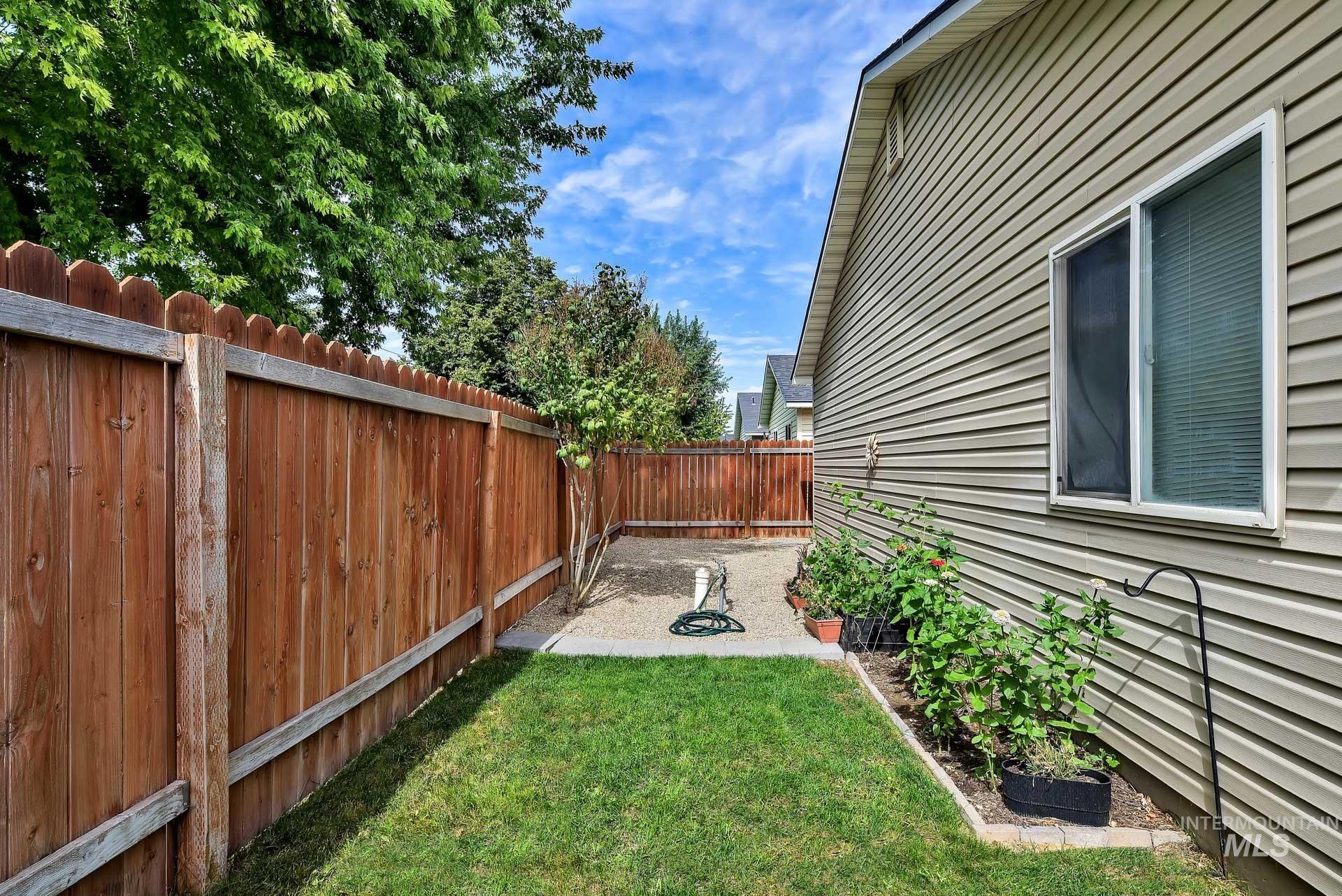 property viewer photo 23