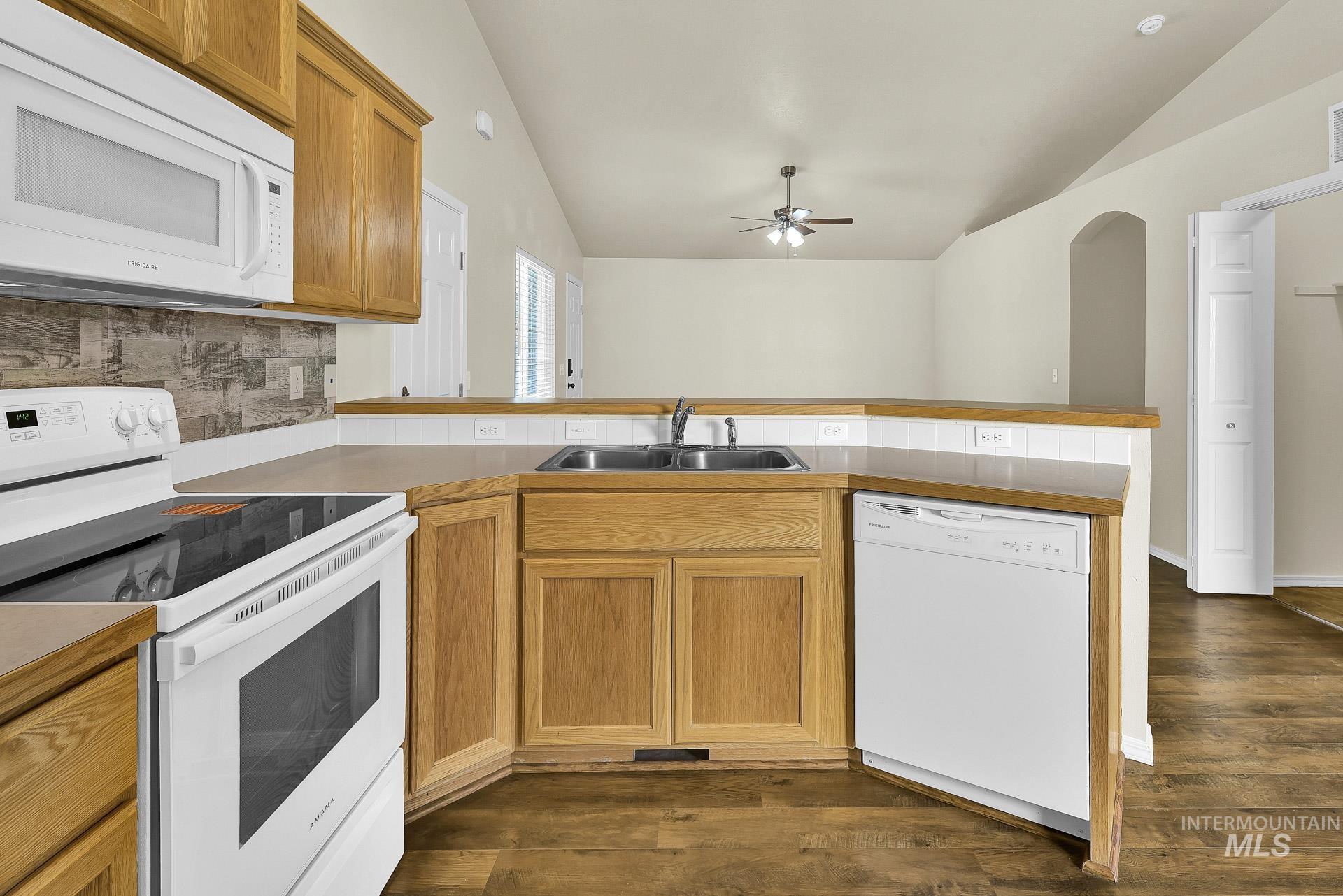 property viewer photo 8