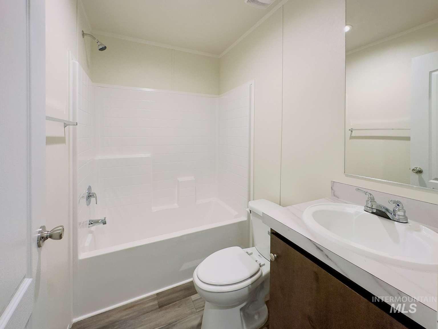 property viewer photo 10