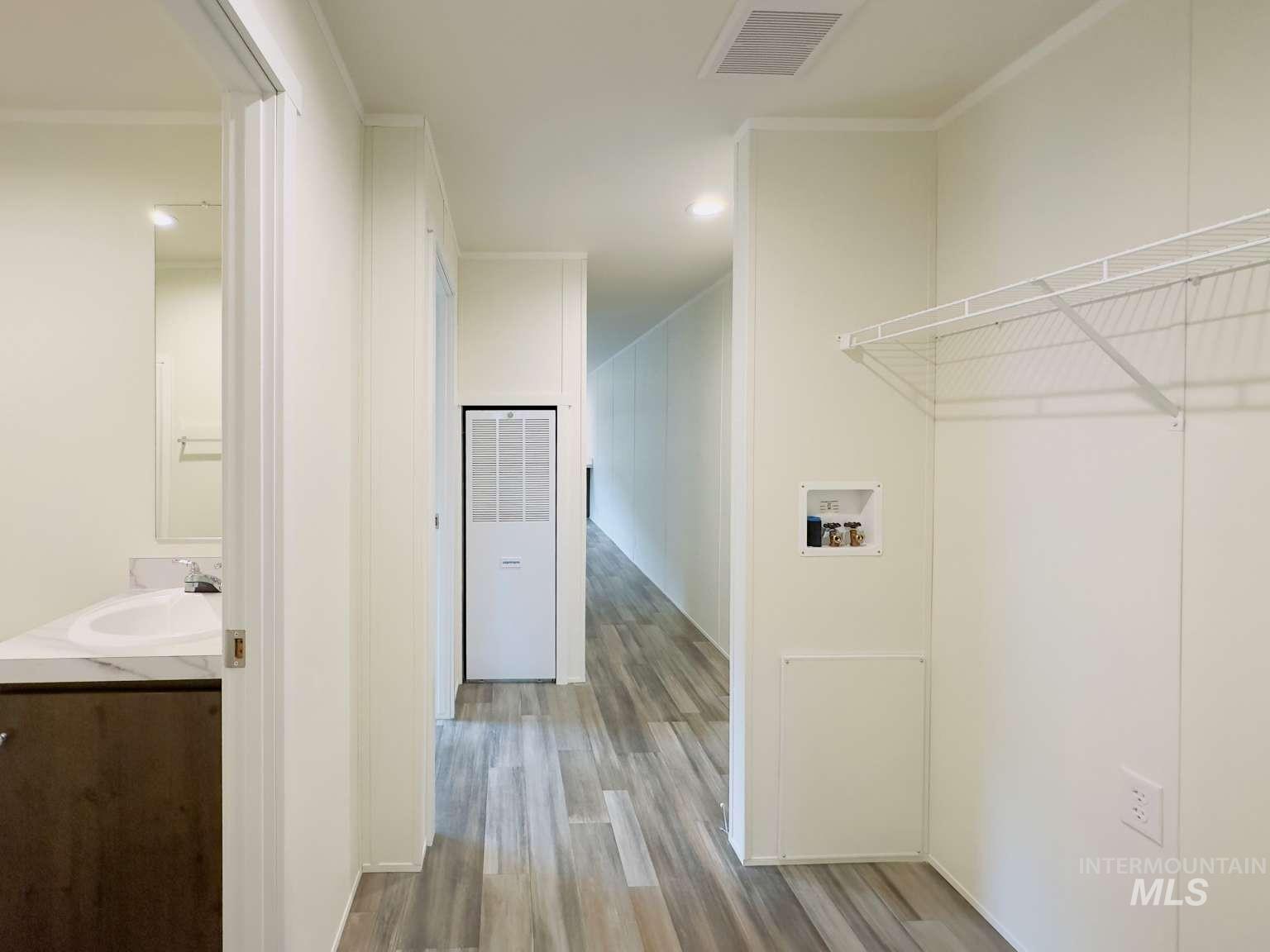 property viewer photo 5