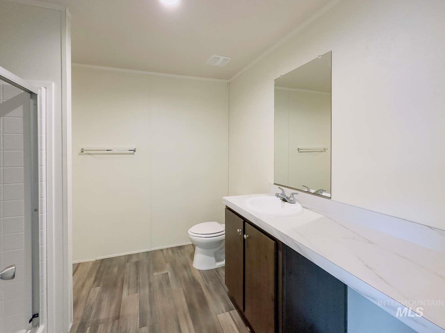 property viewer photo 10