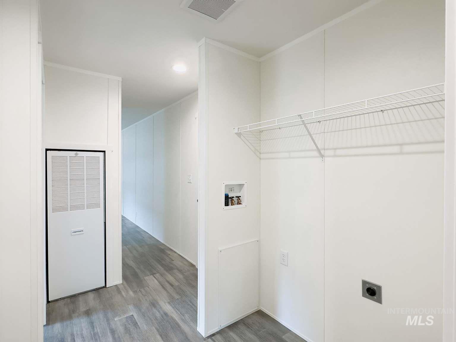 property viewer photo 5