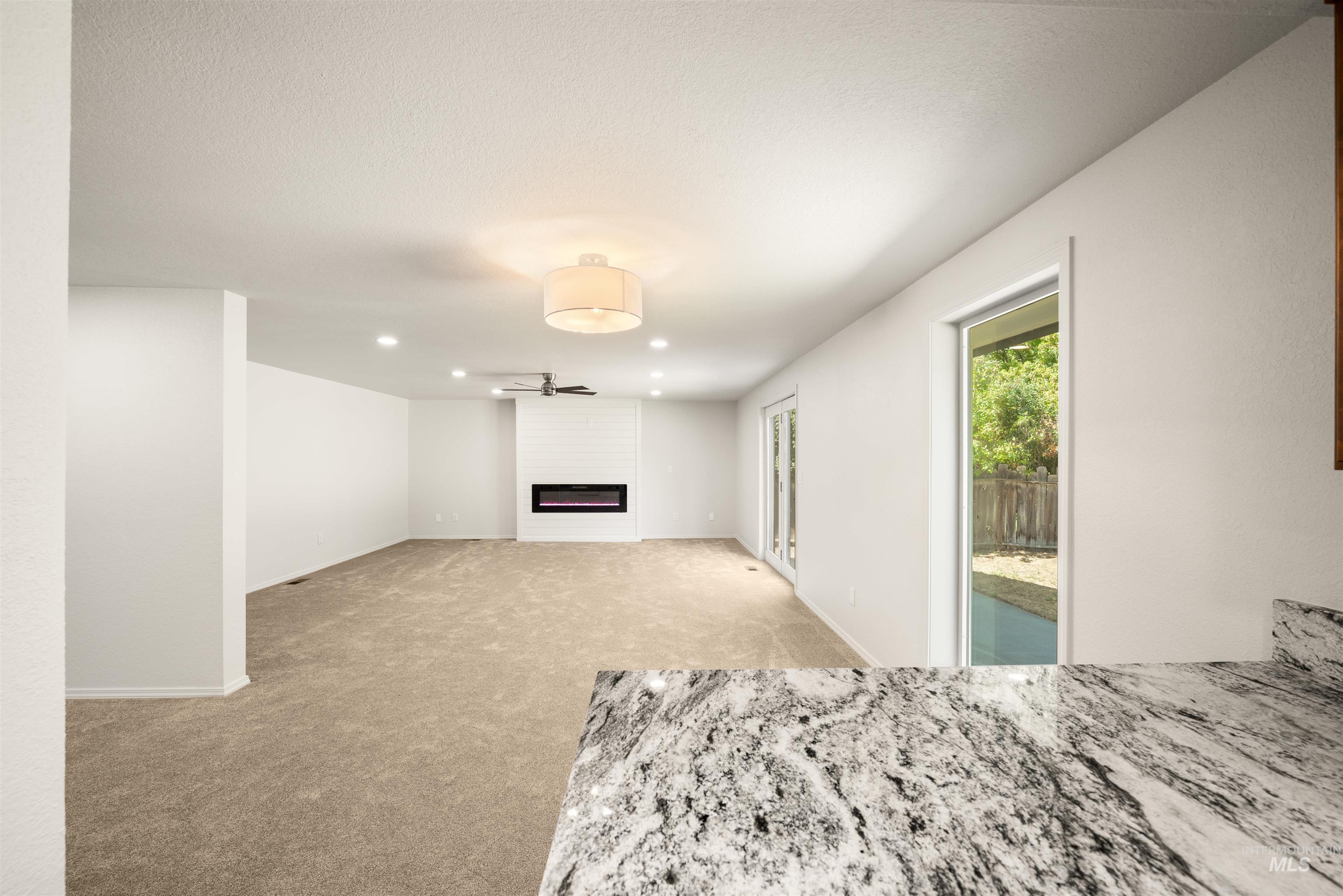property viewer photo 11