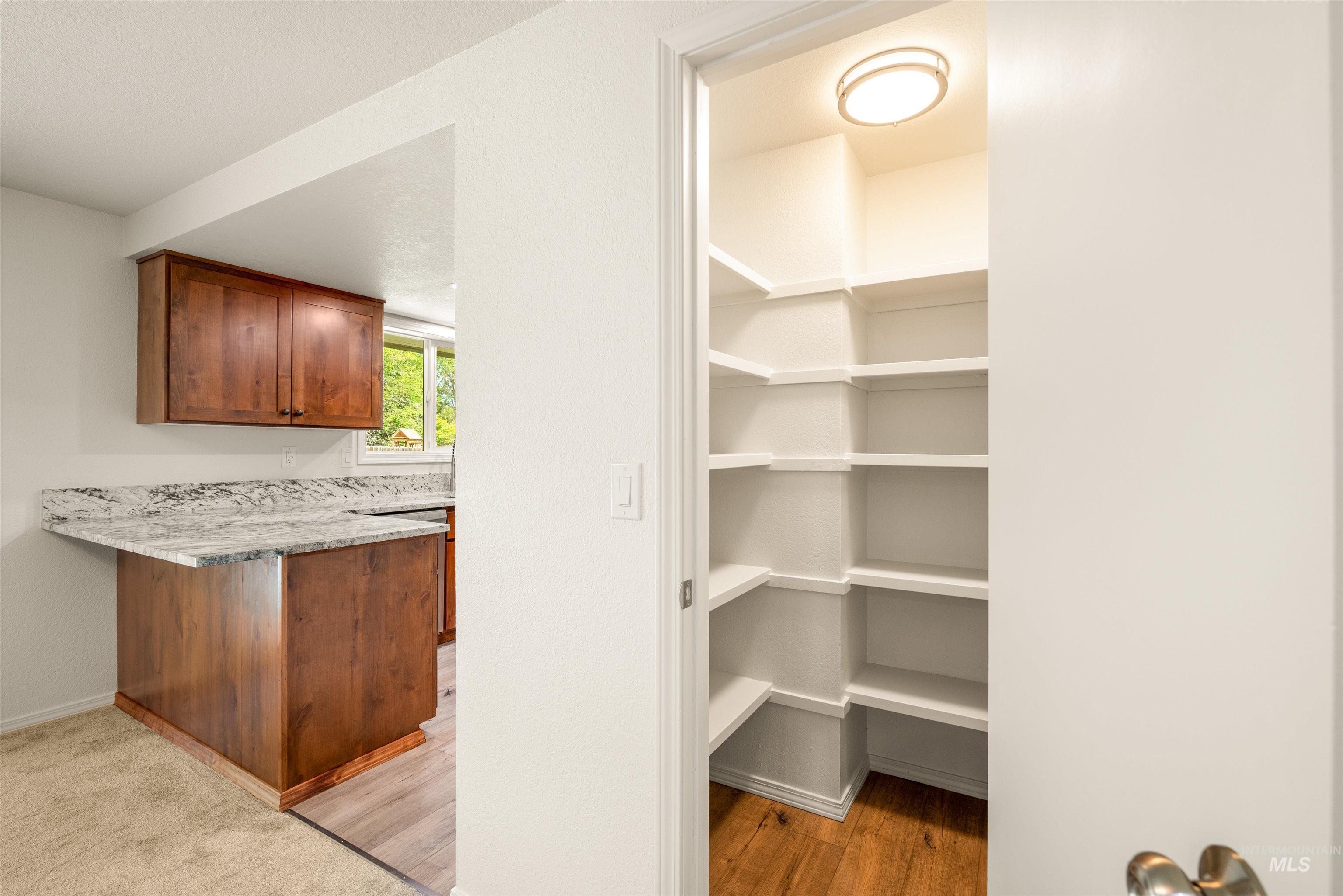 property viewer photo 15