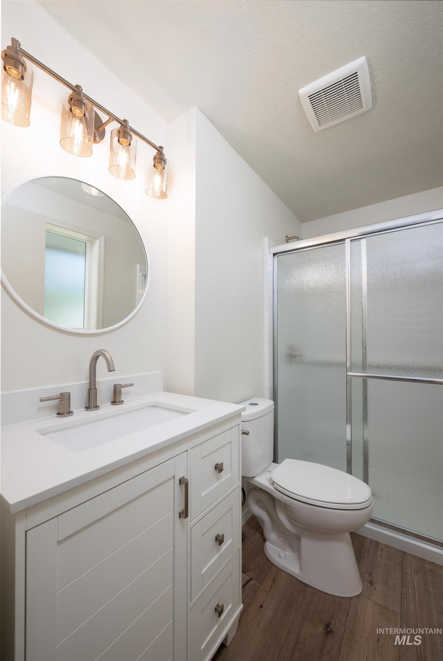 property viewer photo 25