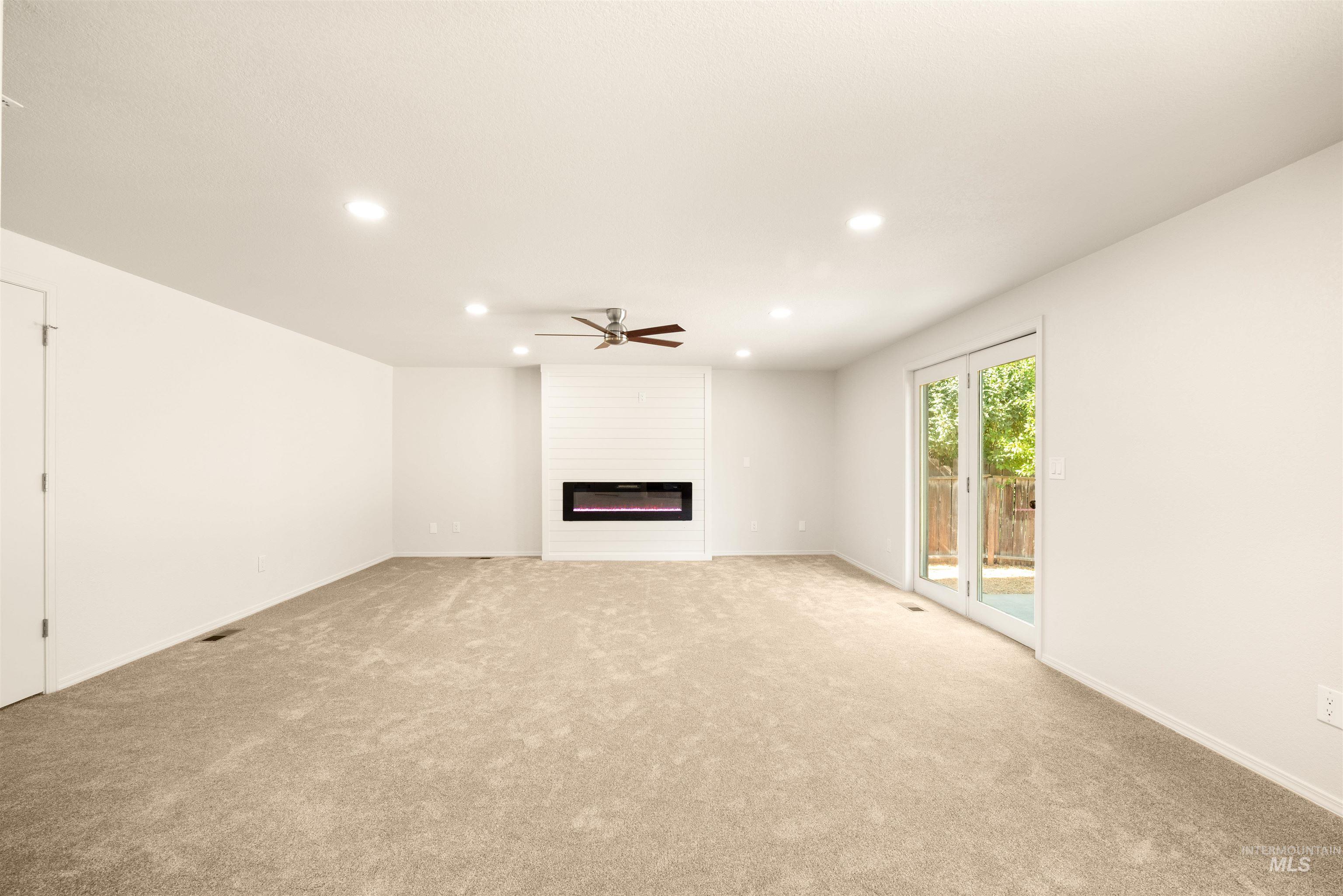 property viewer photo 8