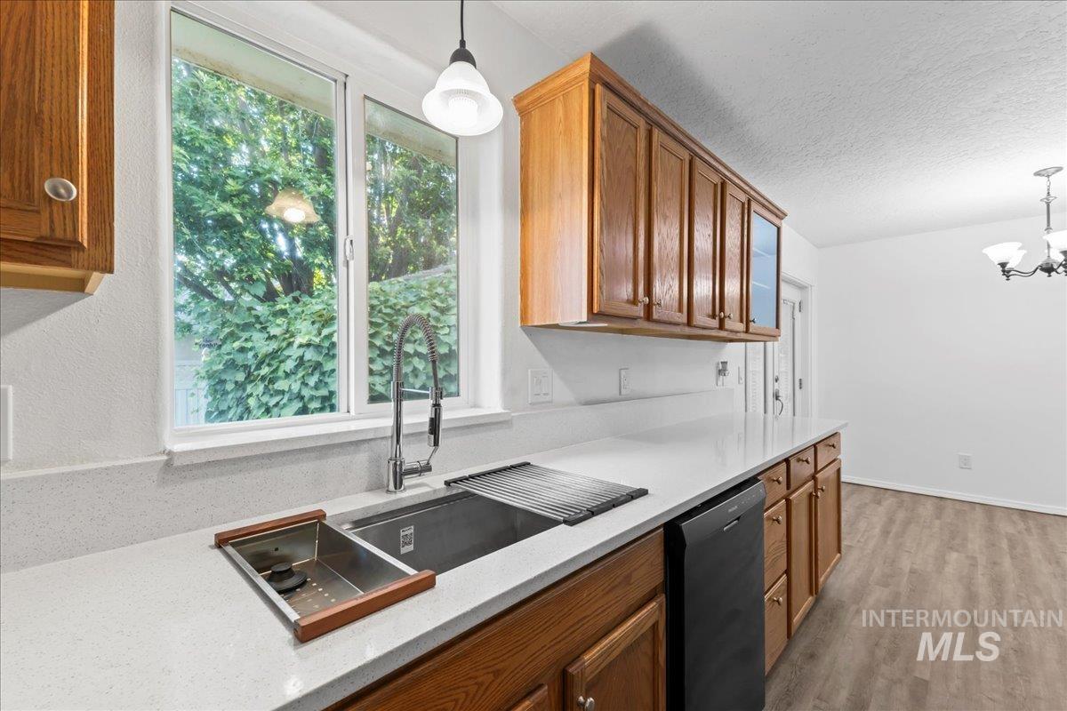 property viewer photo 11
