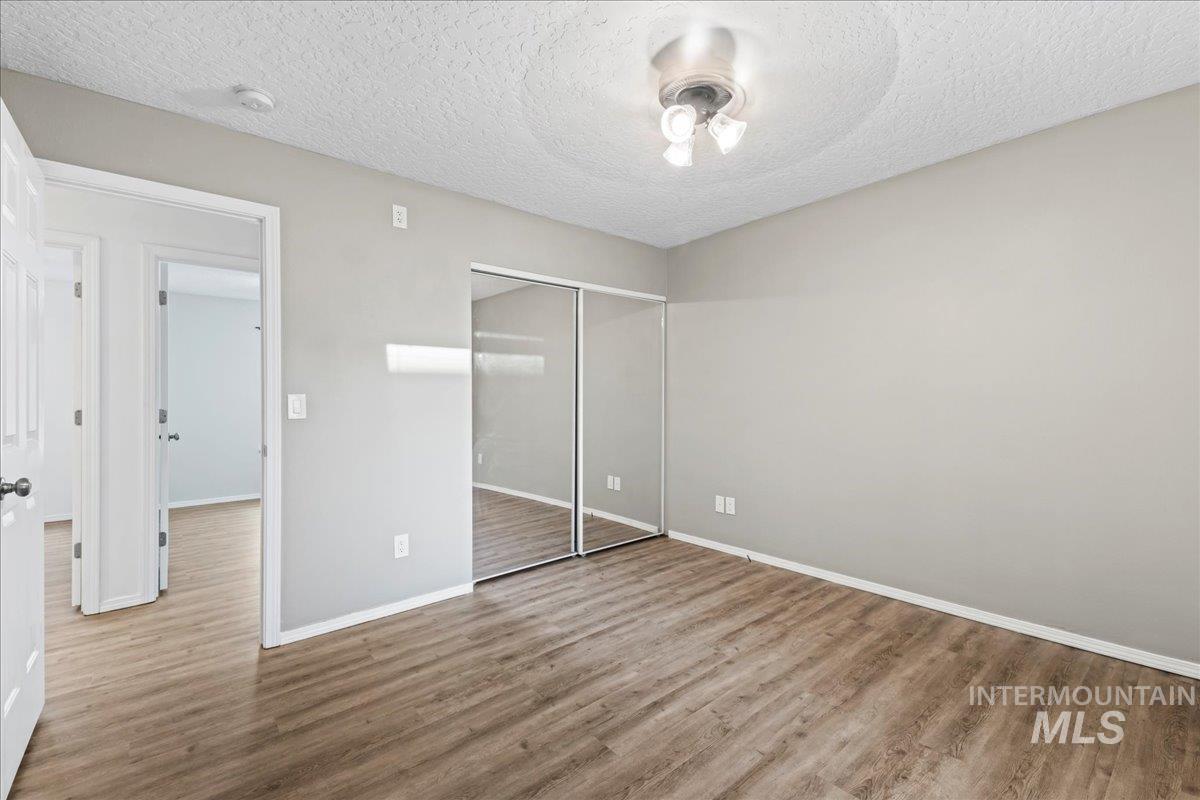 property viewer photo 18