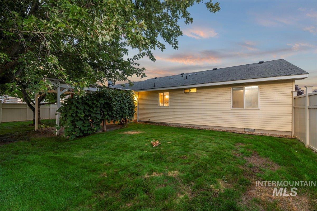 property viewer photo 23