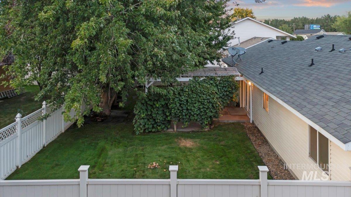 property viewer photo 24