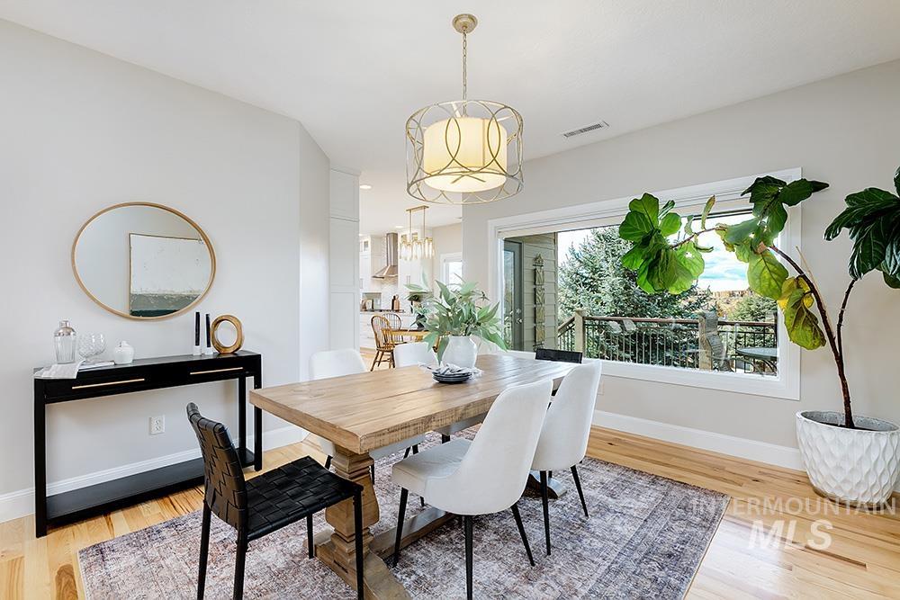 property viewer photo 10
