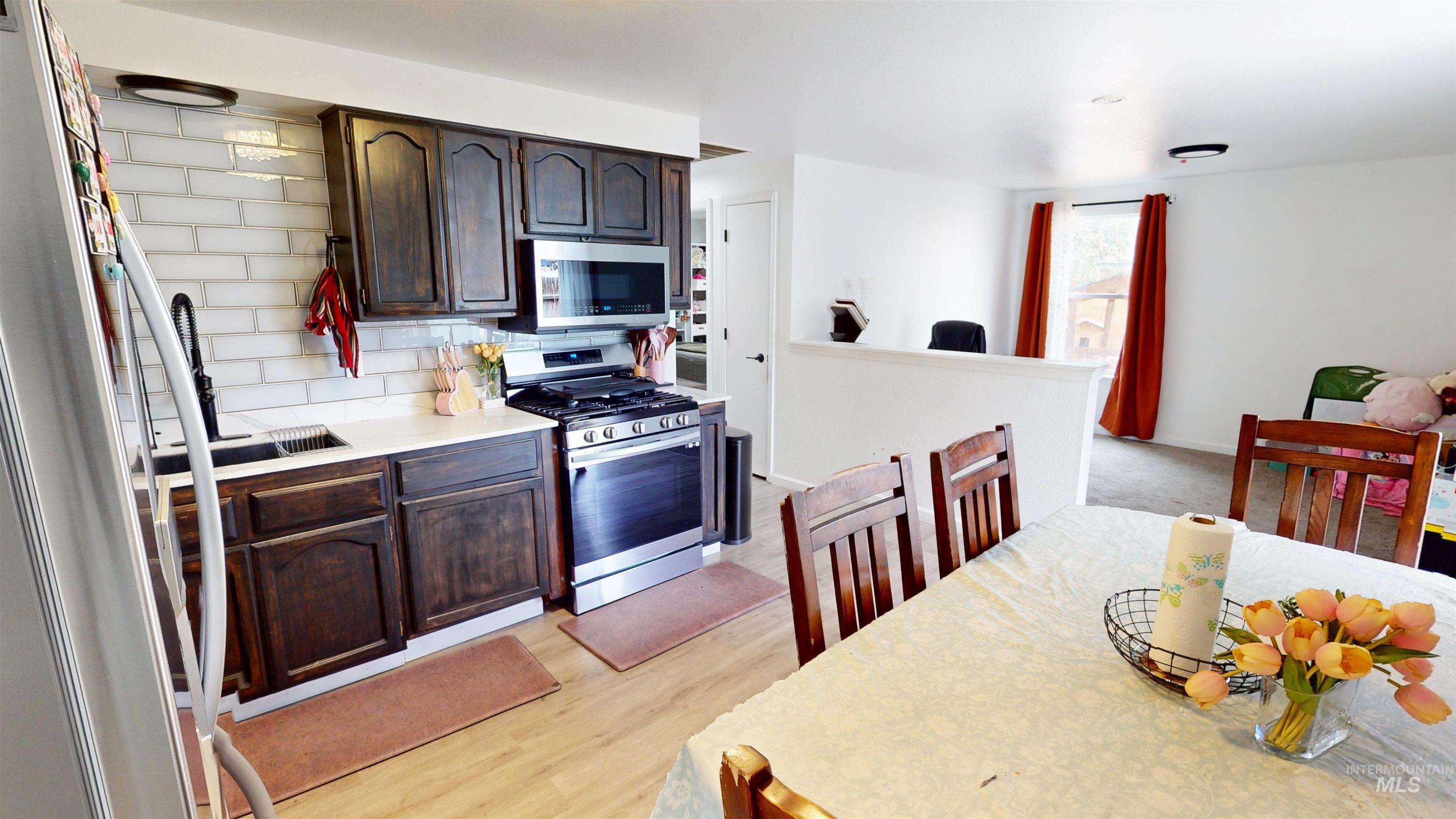 property viewer photo 6