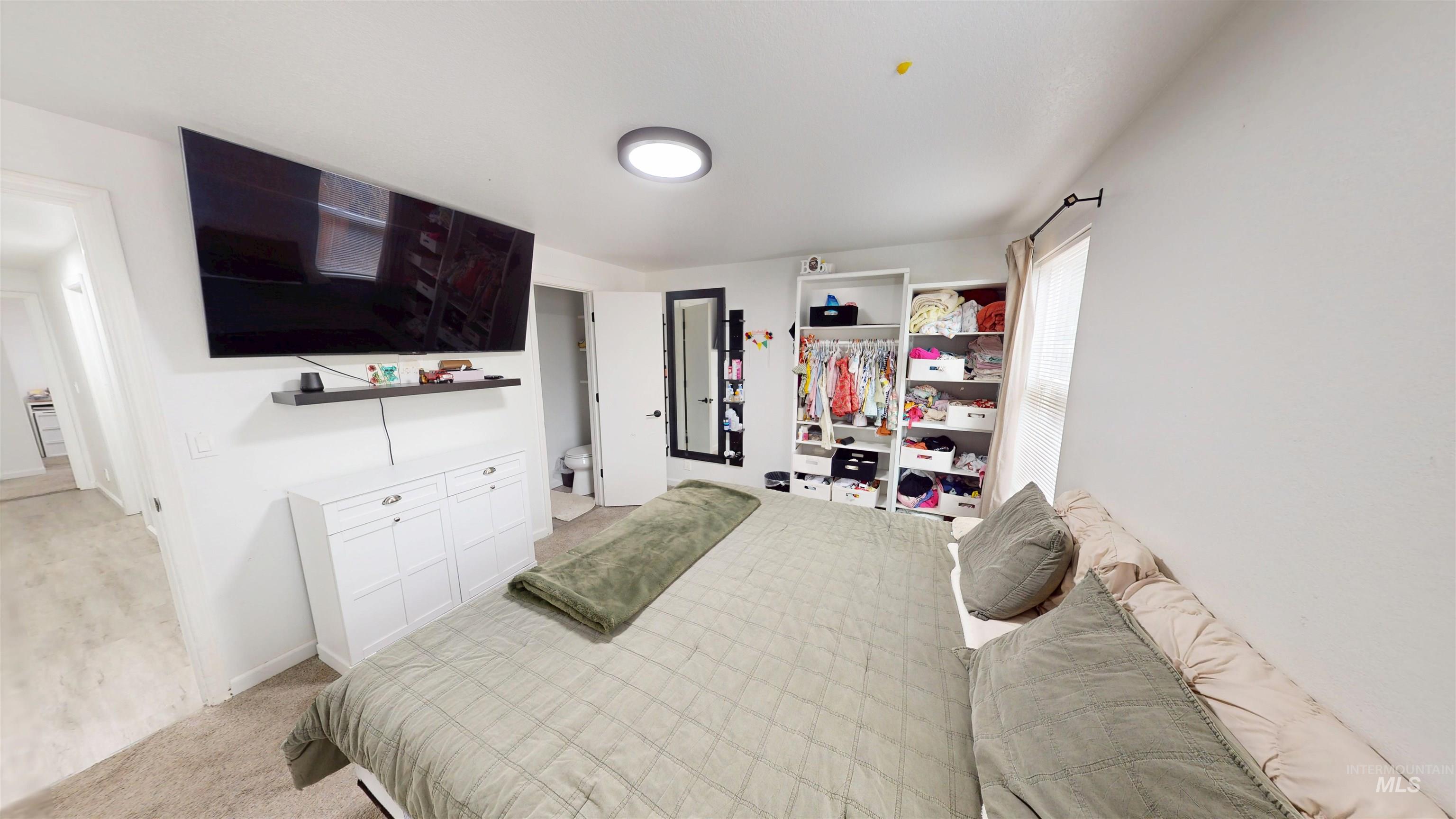 property viewer photo 9