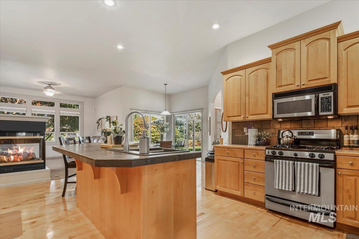 property viewer photo 10