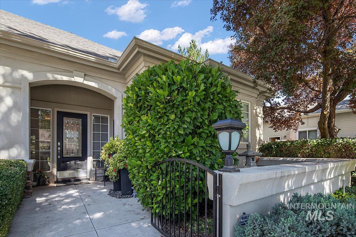 property viewer photo 2
