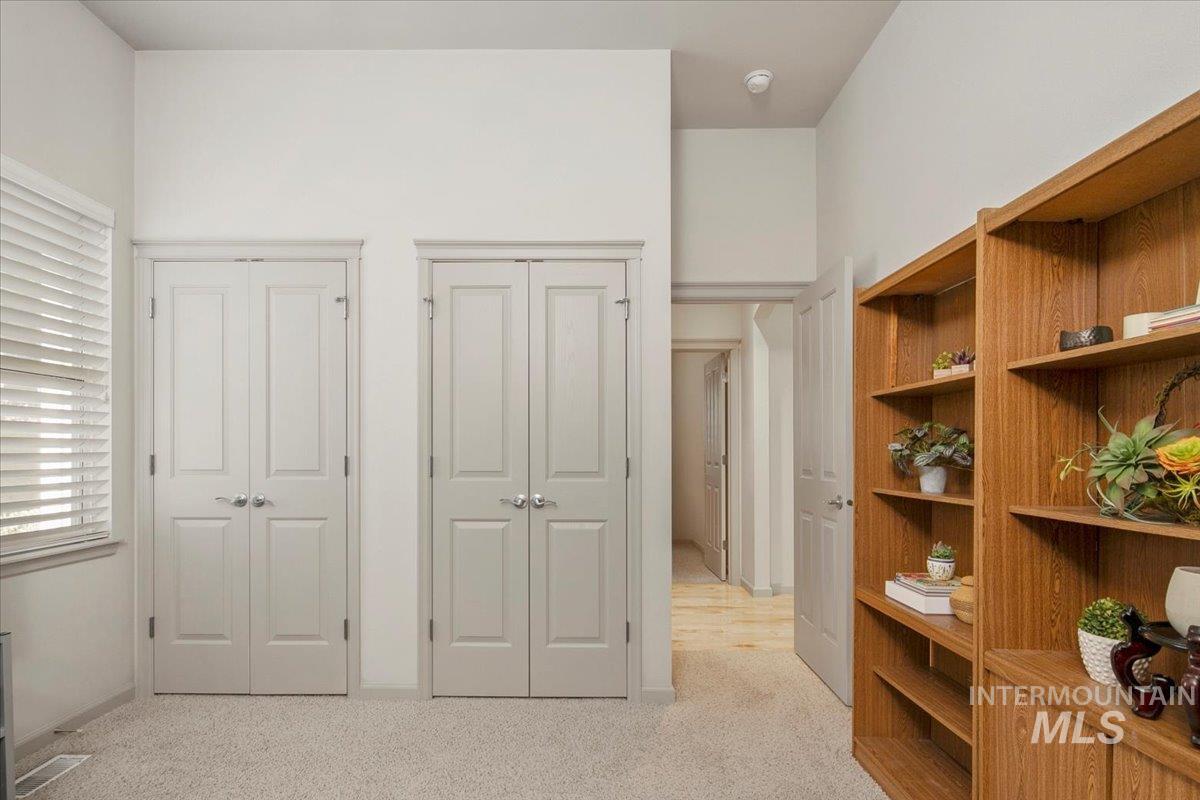 property viewer photo 30