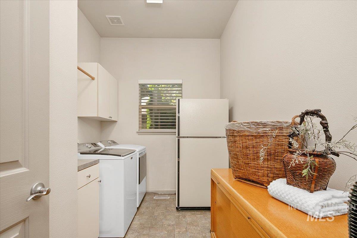 property viewer photo 32