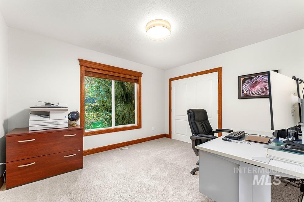 property viewer photo 16