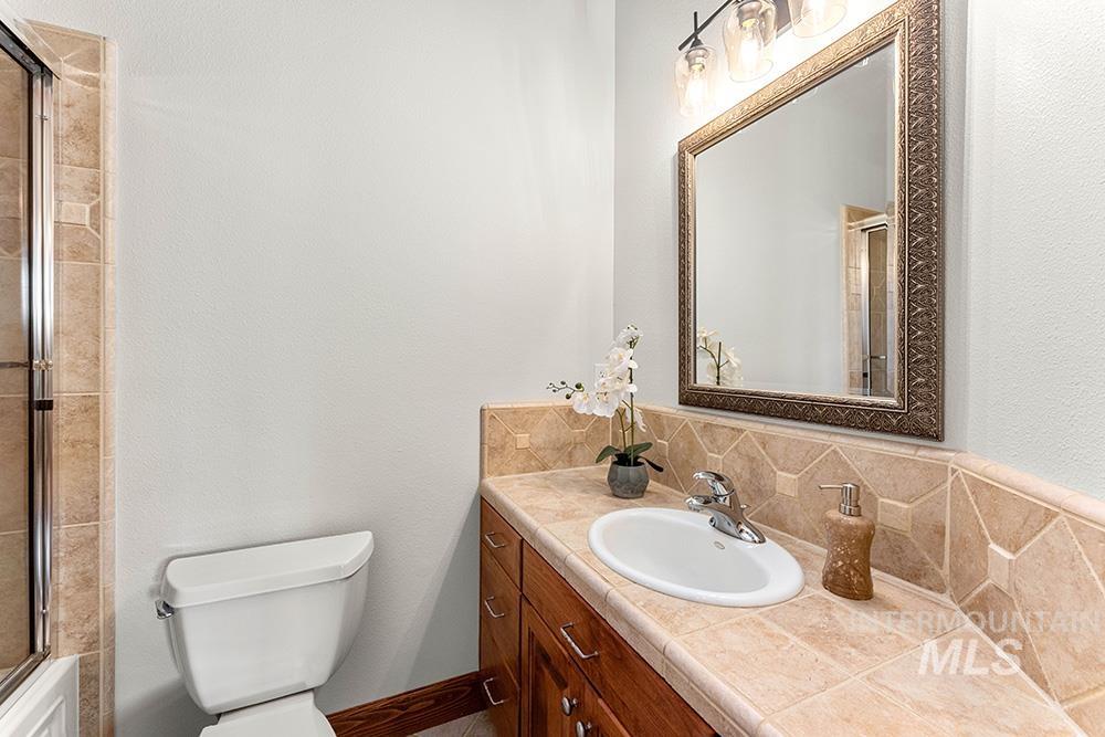 property viewer photo 17