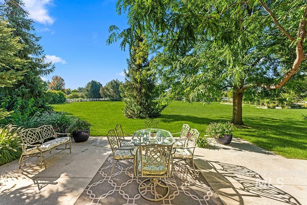 property viewer photo 20