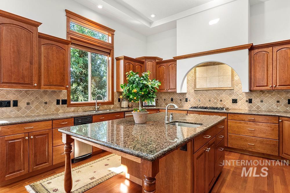 property viewer photo 4