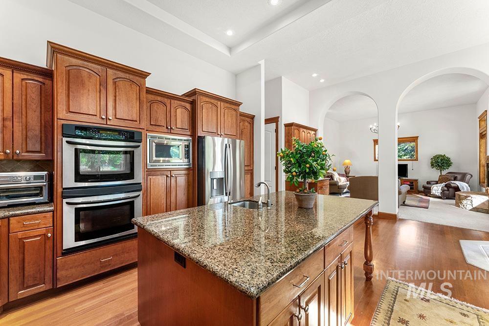 property viewer photo 5